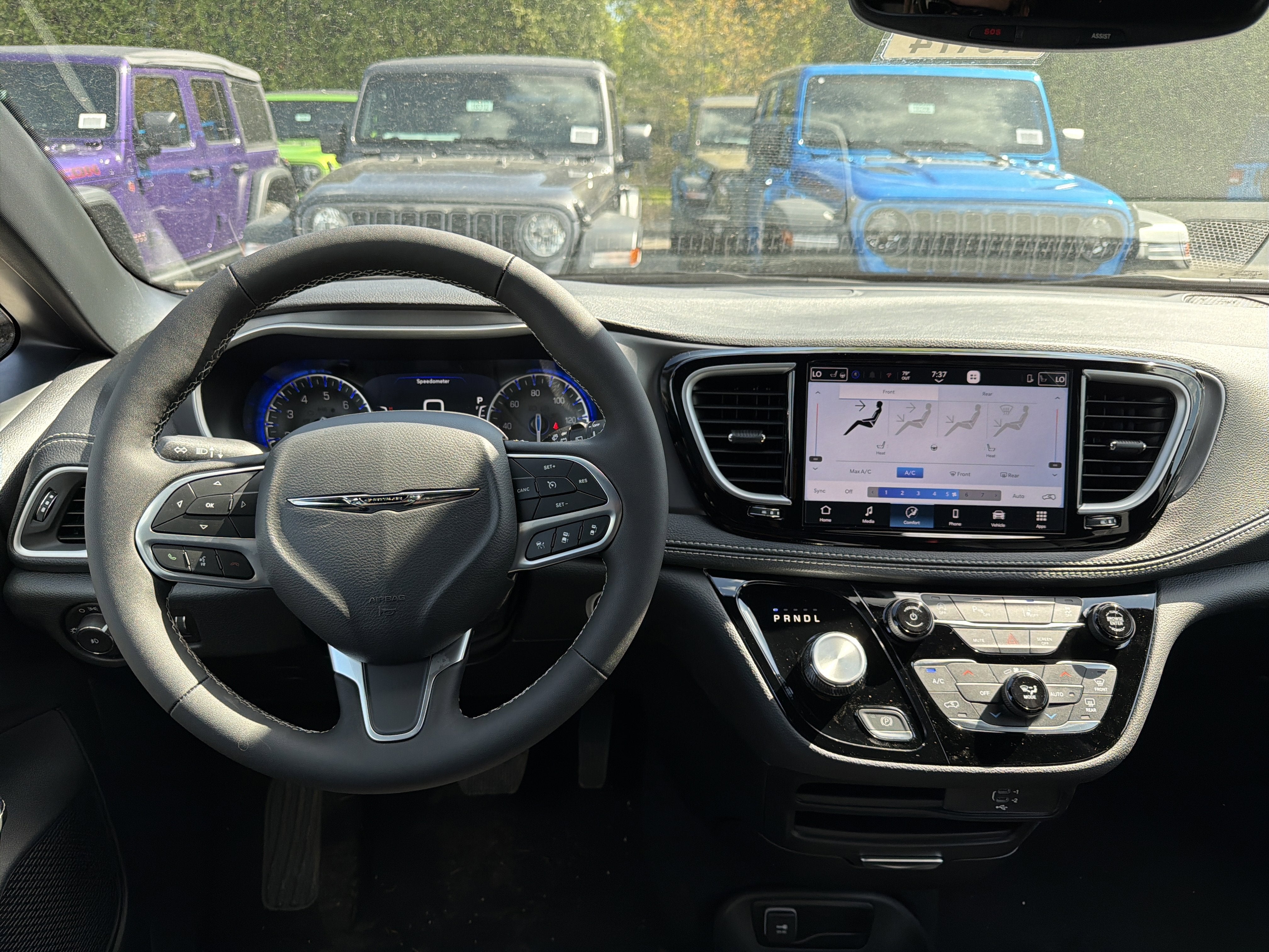 2026 Chrysler Pacifica Select AWD