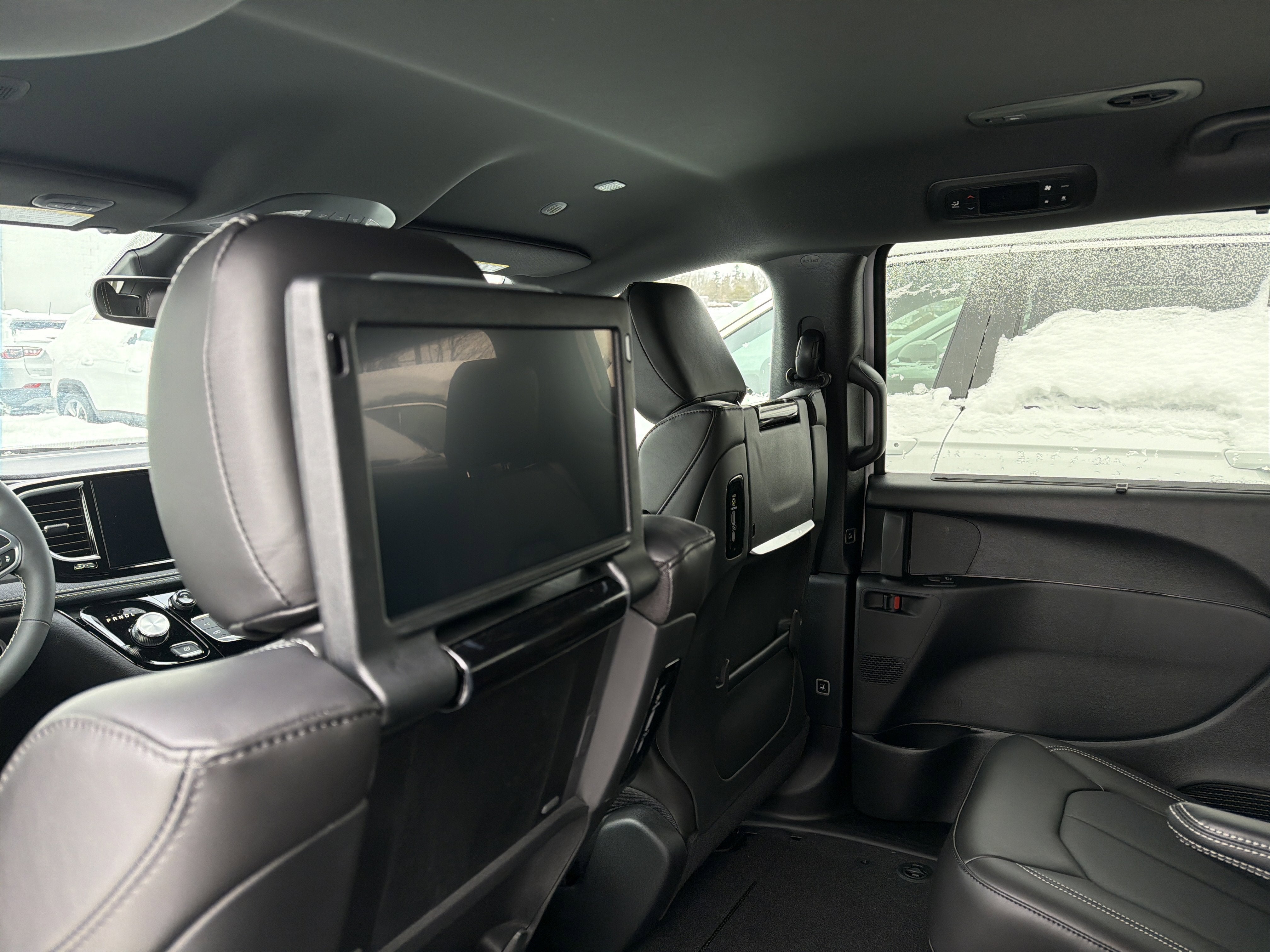 2026 Chrysler Pacifica Select AWD