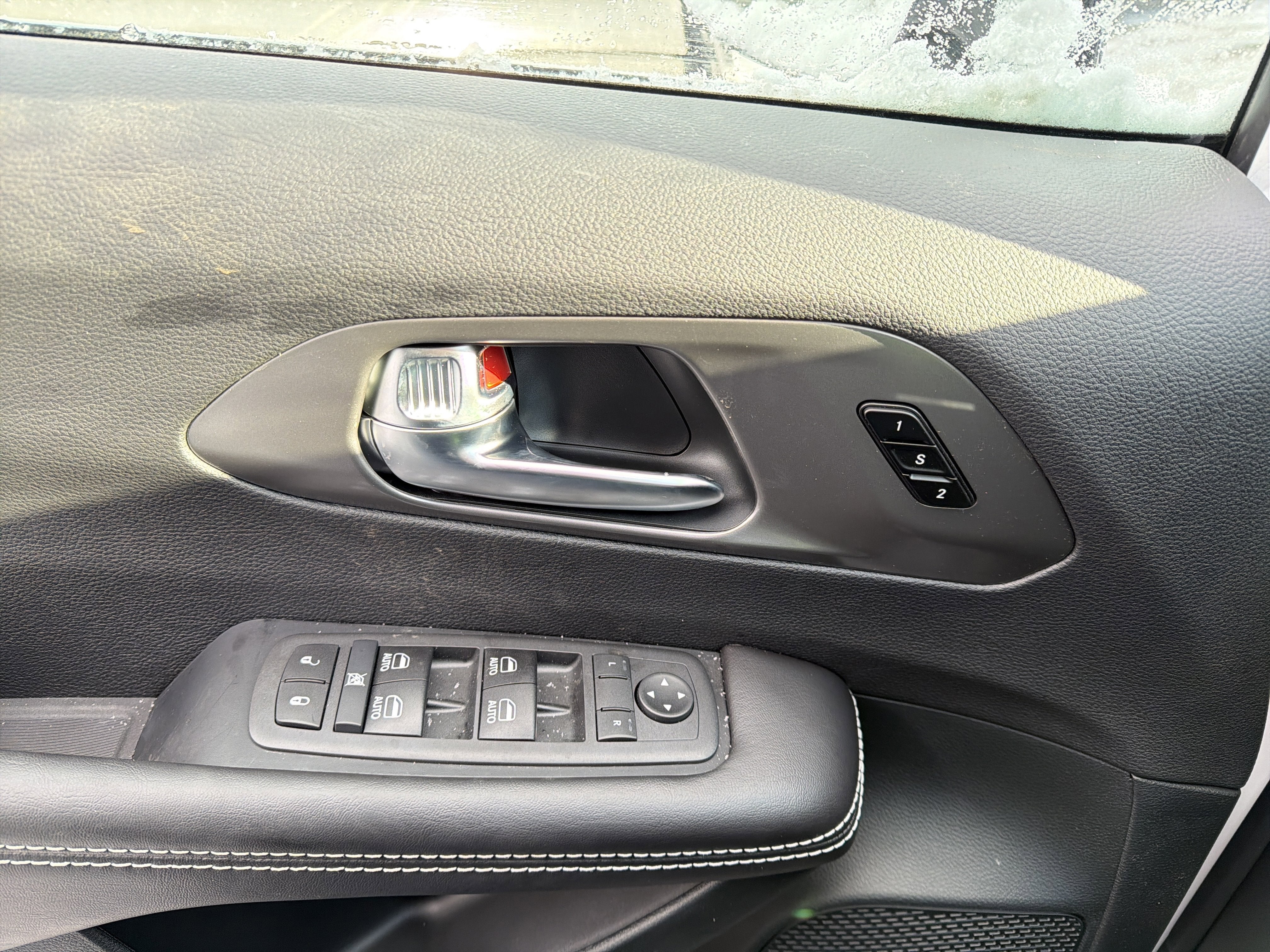 2026 Chrysler Pacifica Select AWD