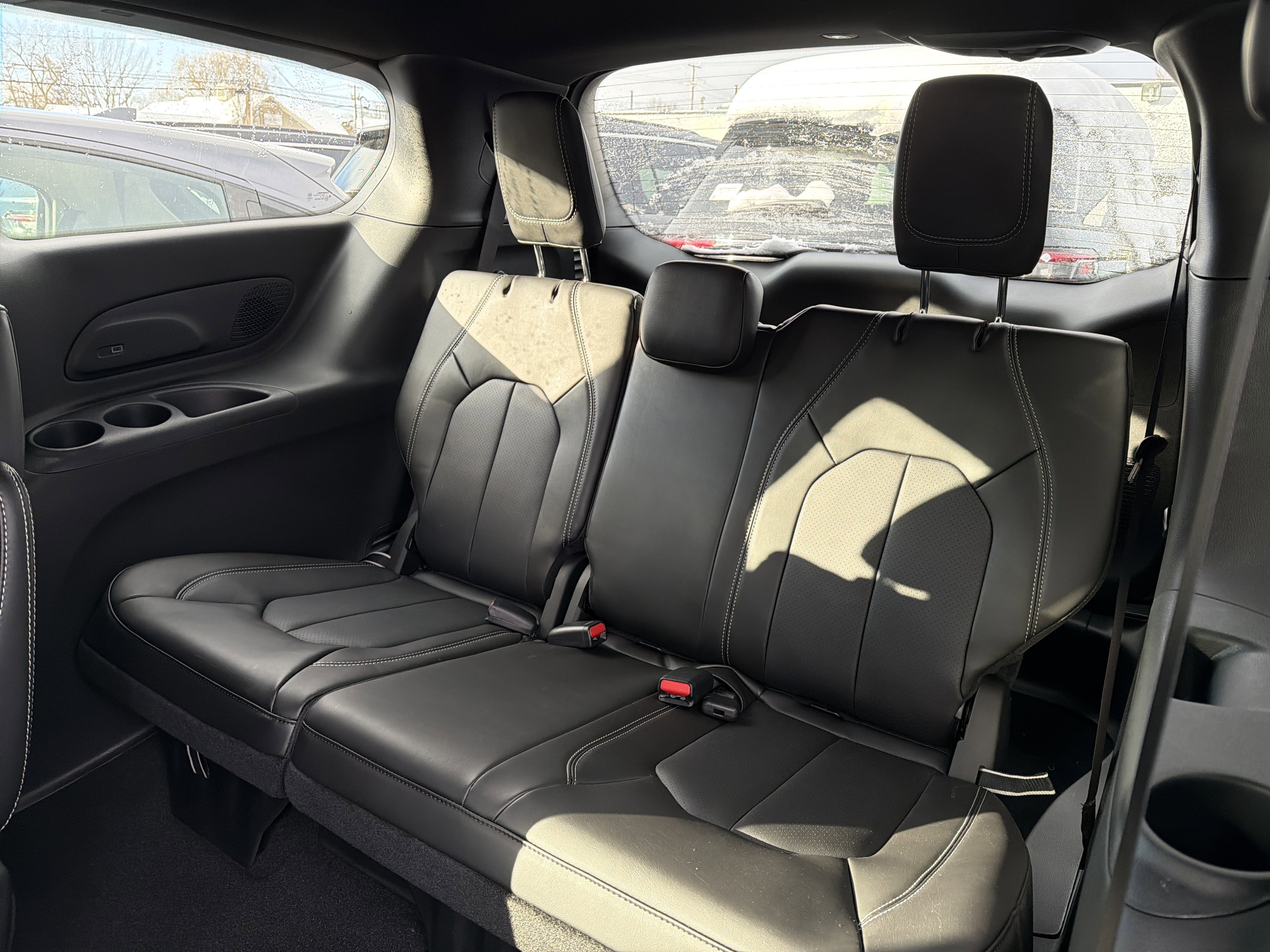 2026 Chrysler Pacifica Select AWD