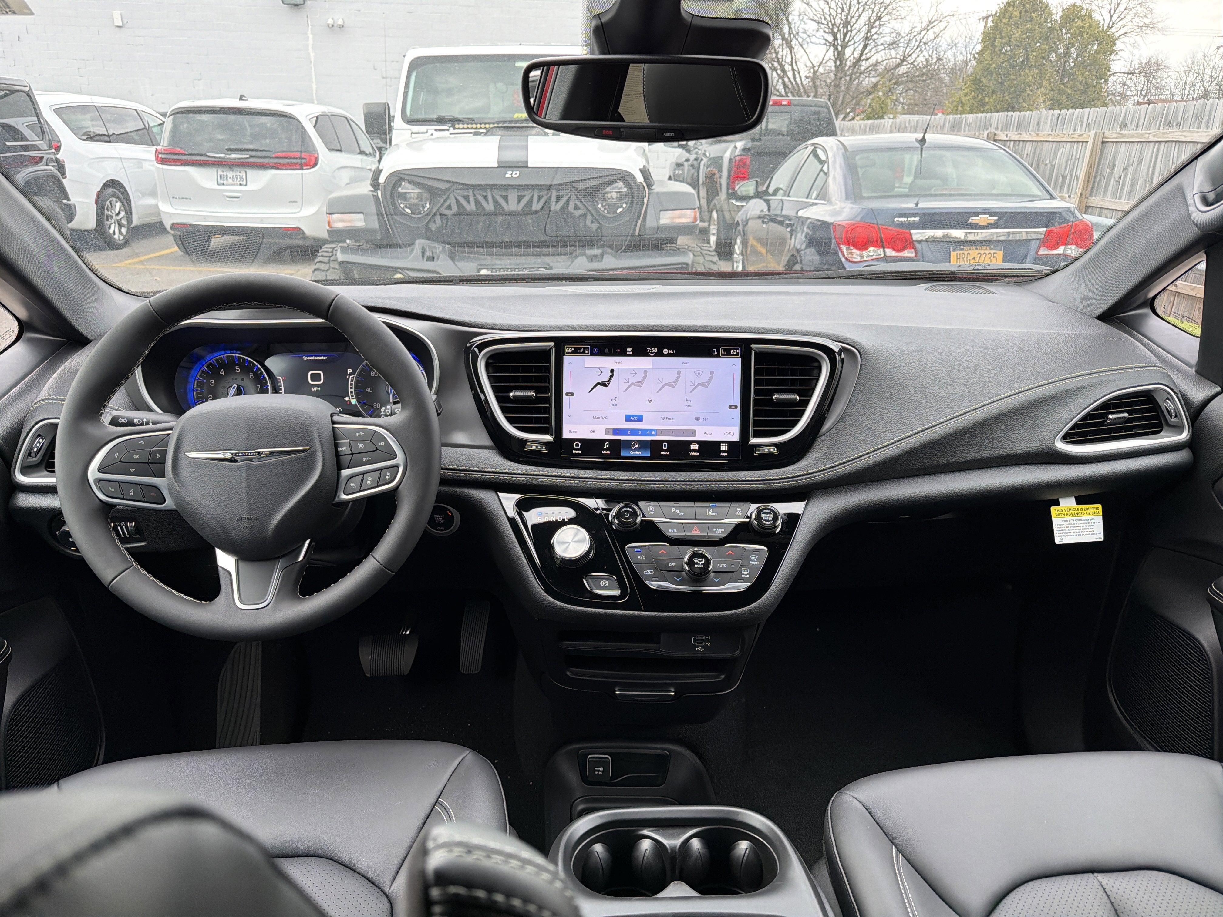 2026 Chrysler Pacifica Select AWD