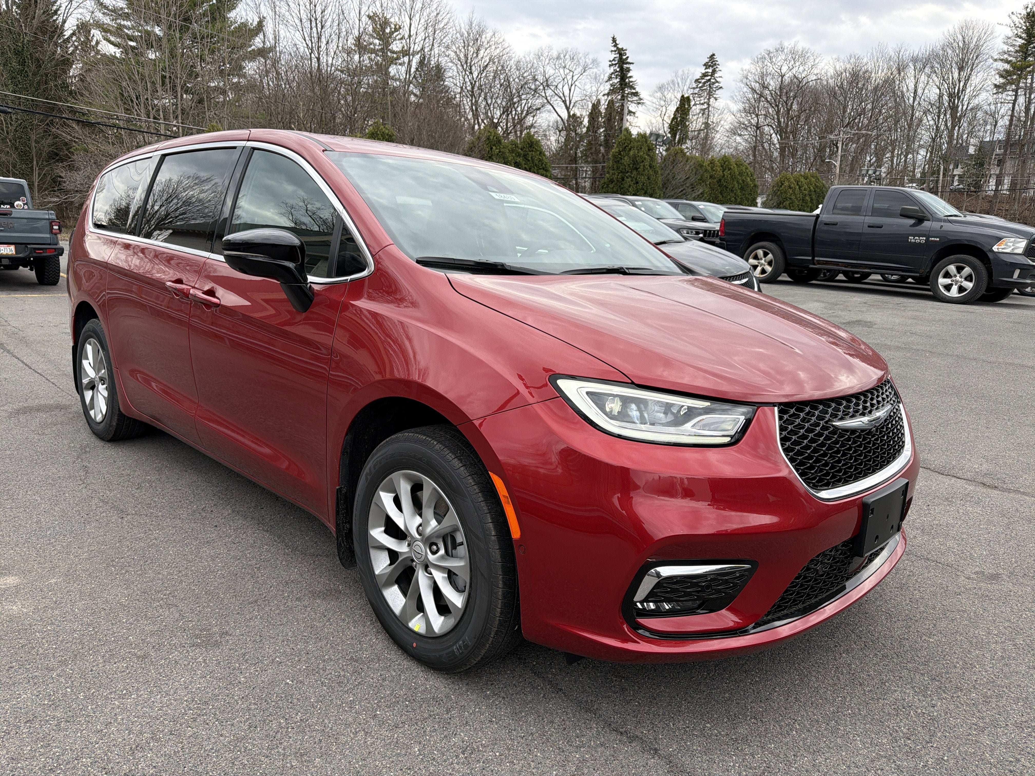 2026 Chrysler Pacifica Select AWD
