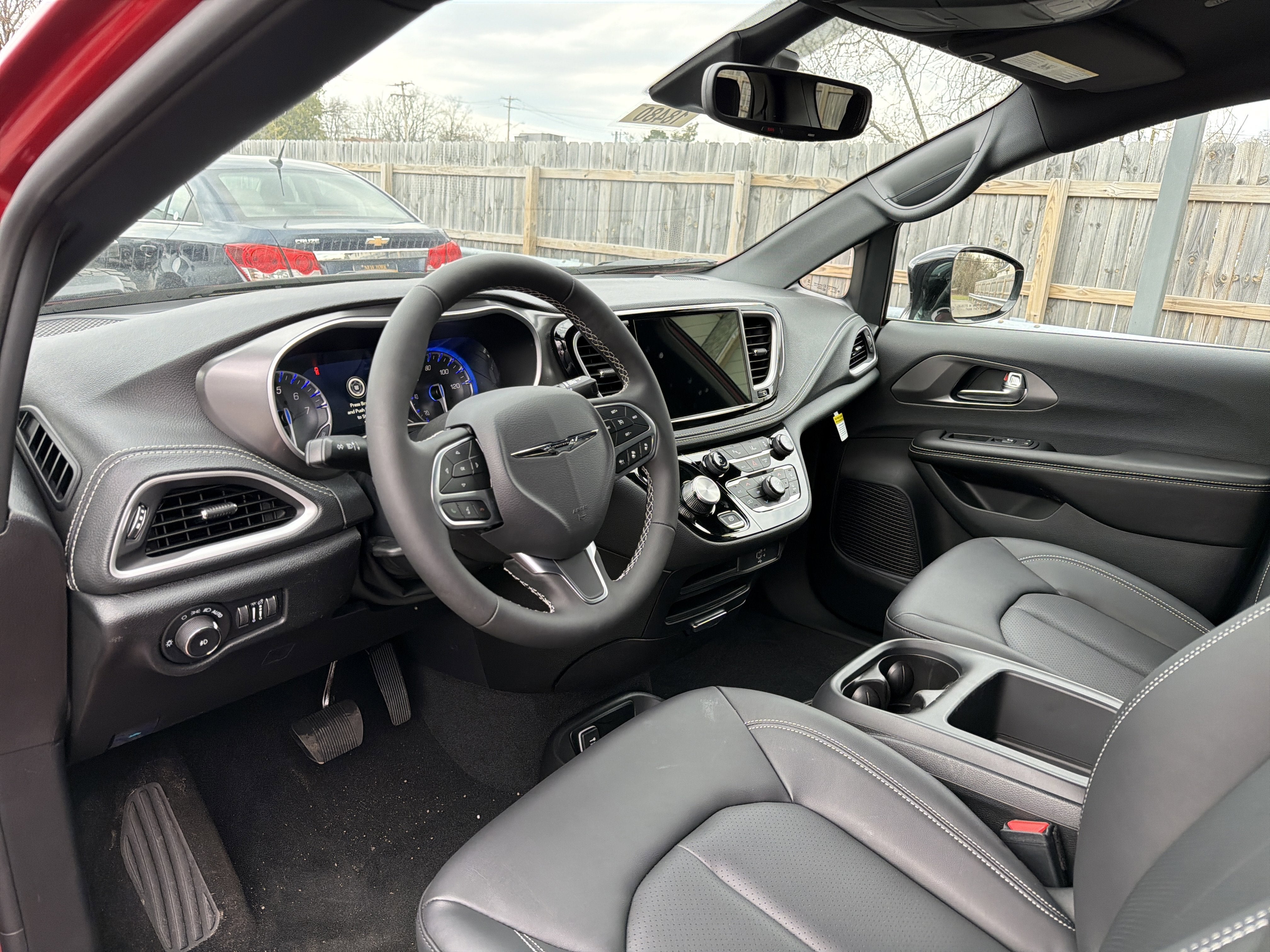 2026 Chrysler Pacifica Select AWD