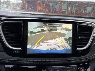 2026 Chrysler Pacifica Select AWD