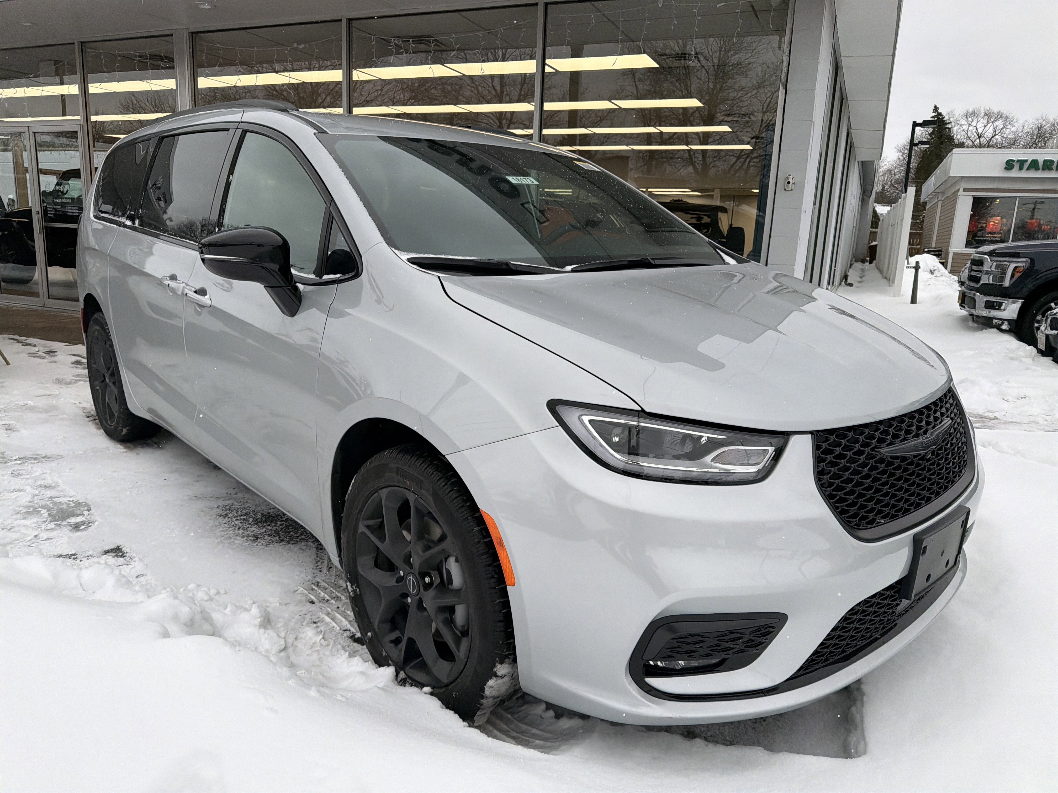 2026 Chrysler Pacifica Select AWD