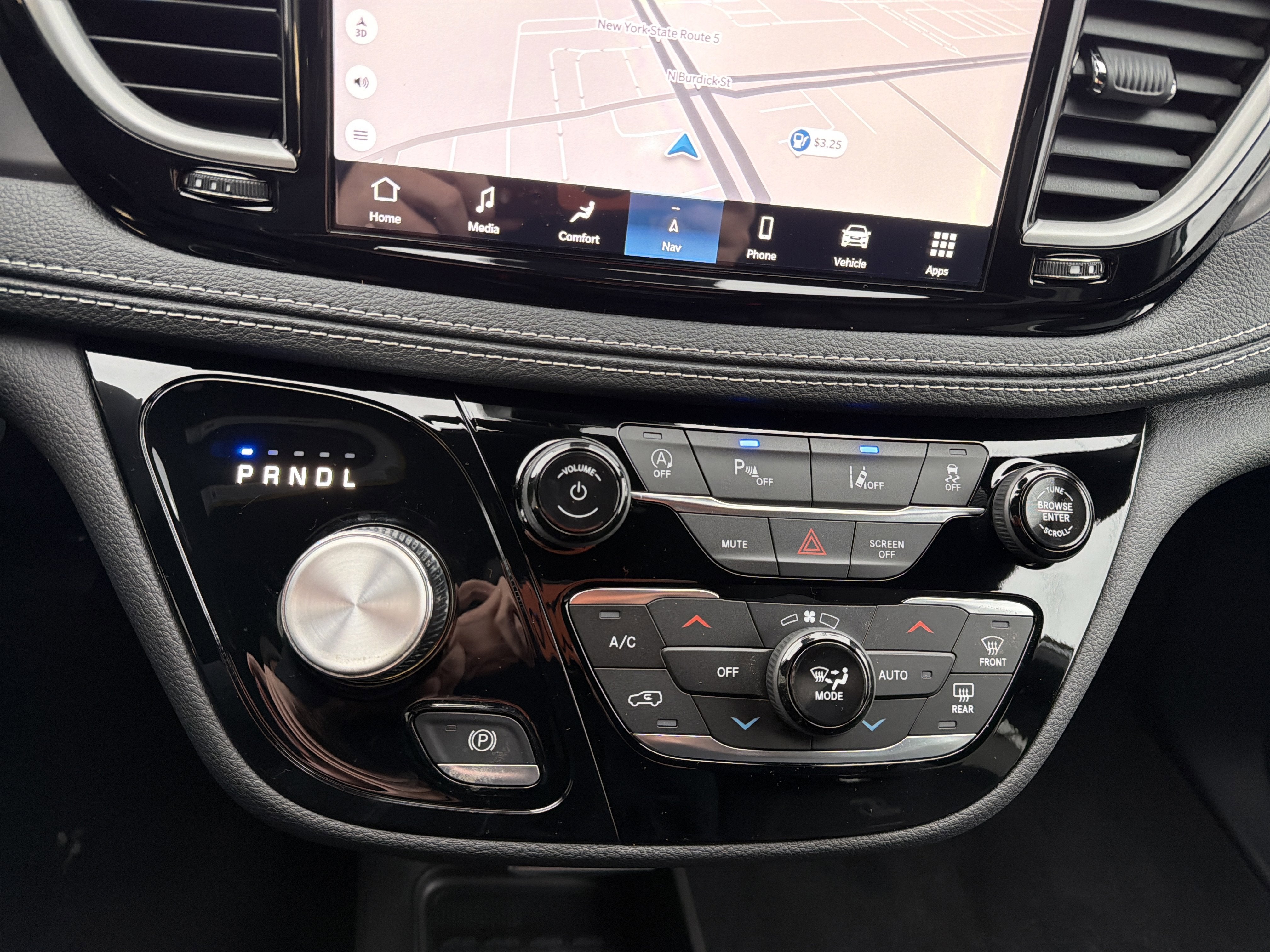 2026 Chrysler Pacifica Select AWD