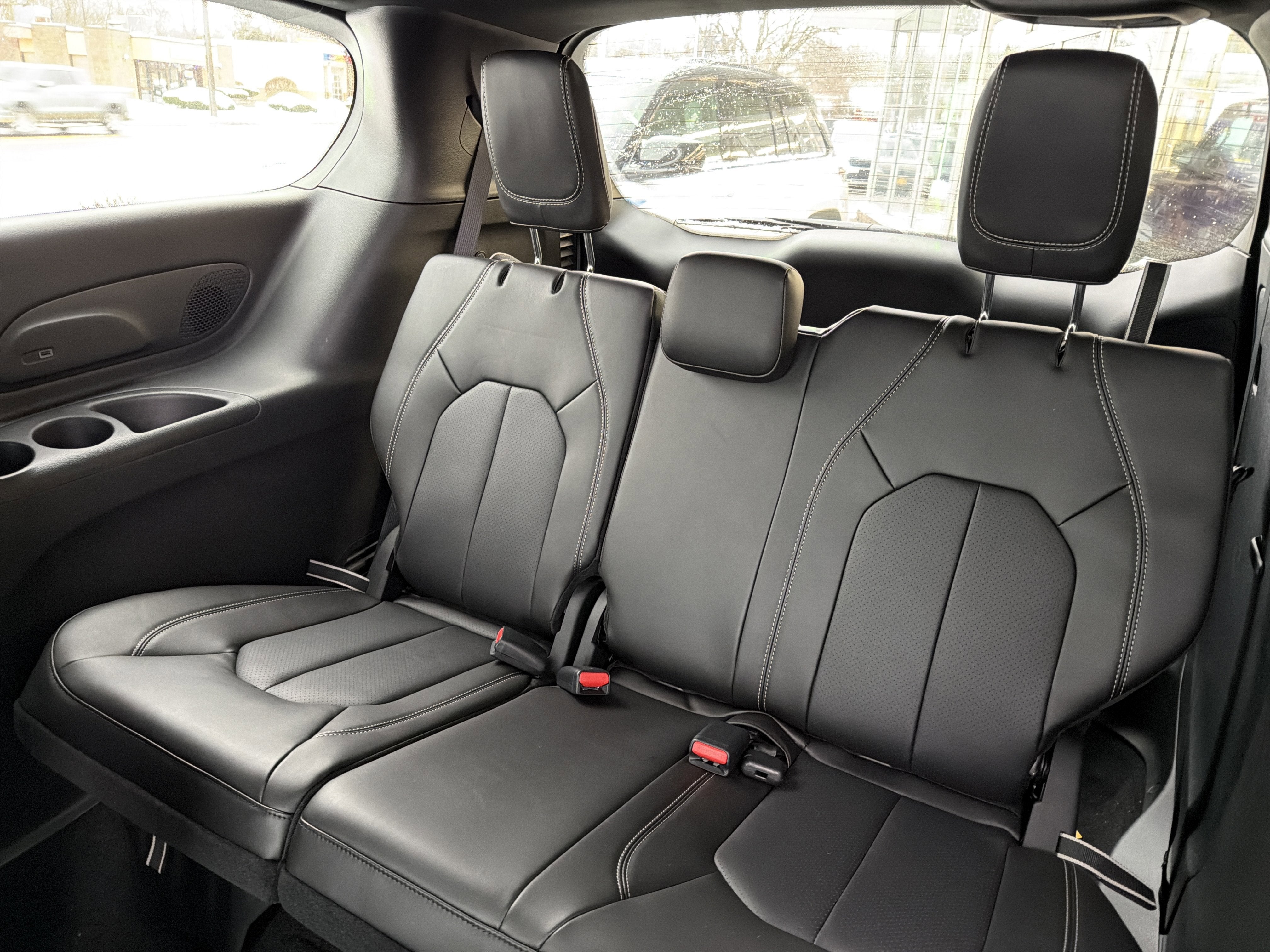 2026 Chrysler Pacifica Select AWD