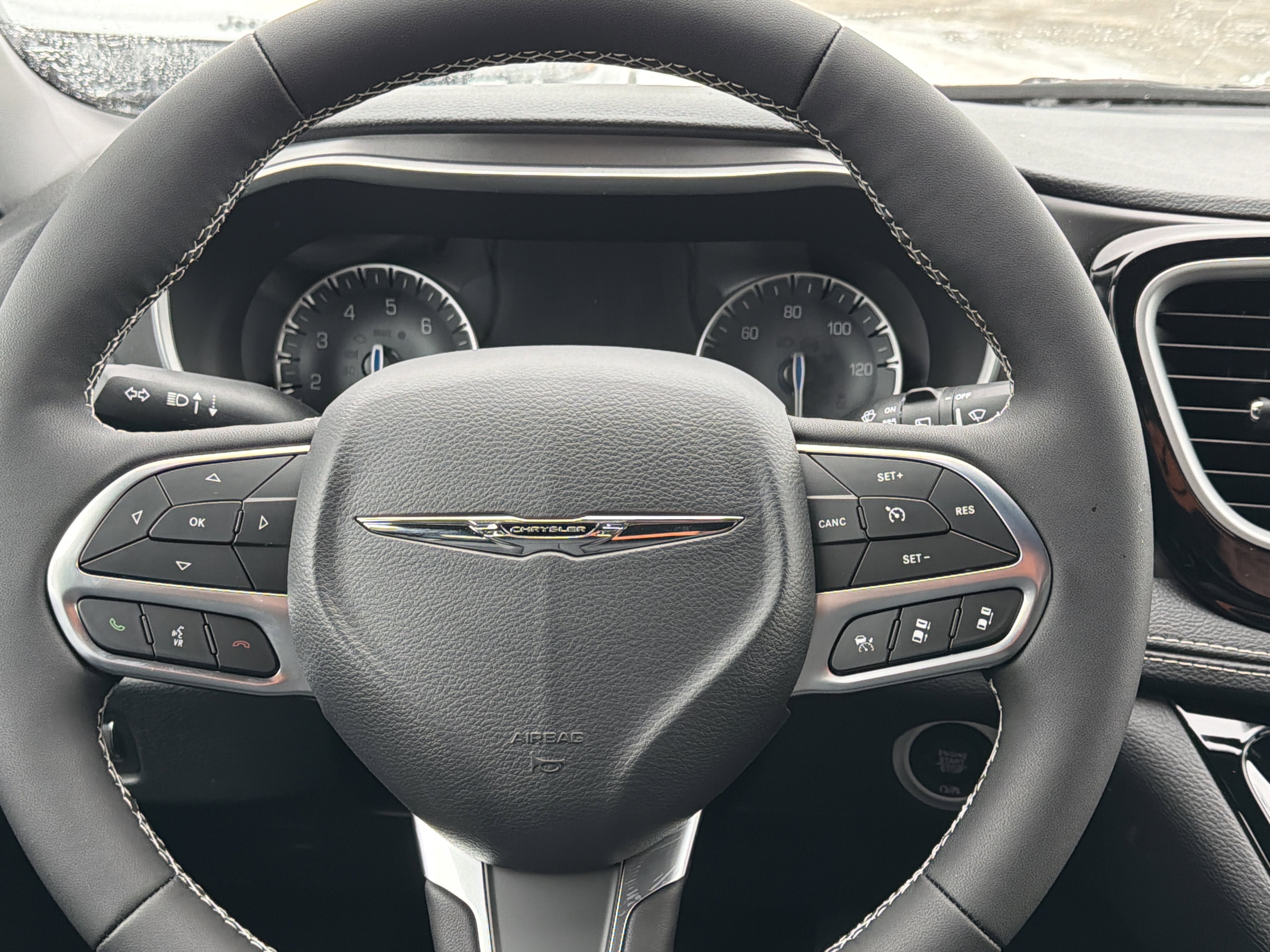 2026 Chrysler Pacifica Select AWD