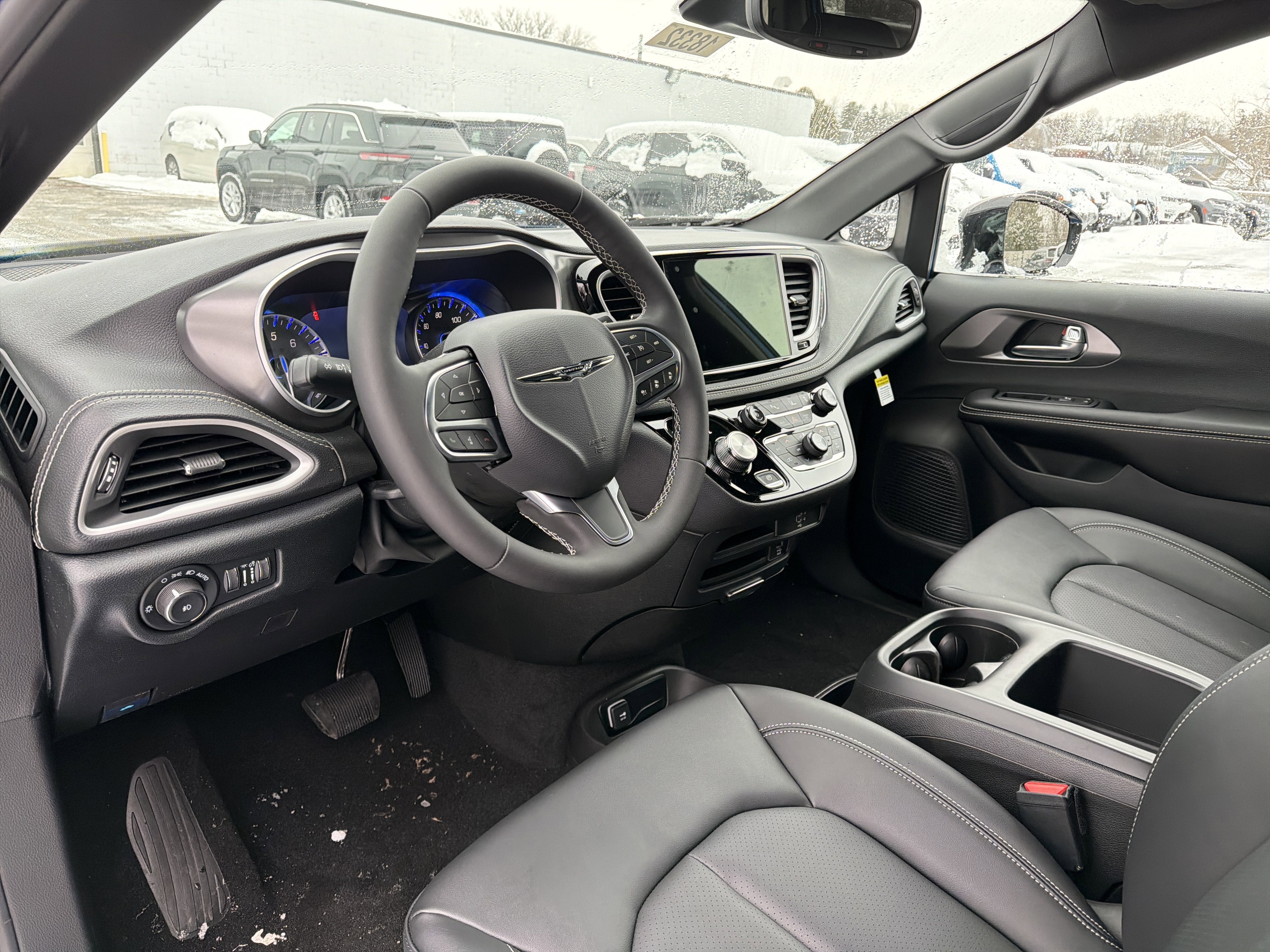 2026 Chrysler Pacifica Select AWD