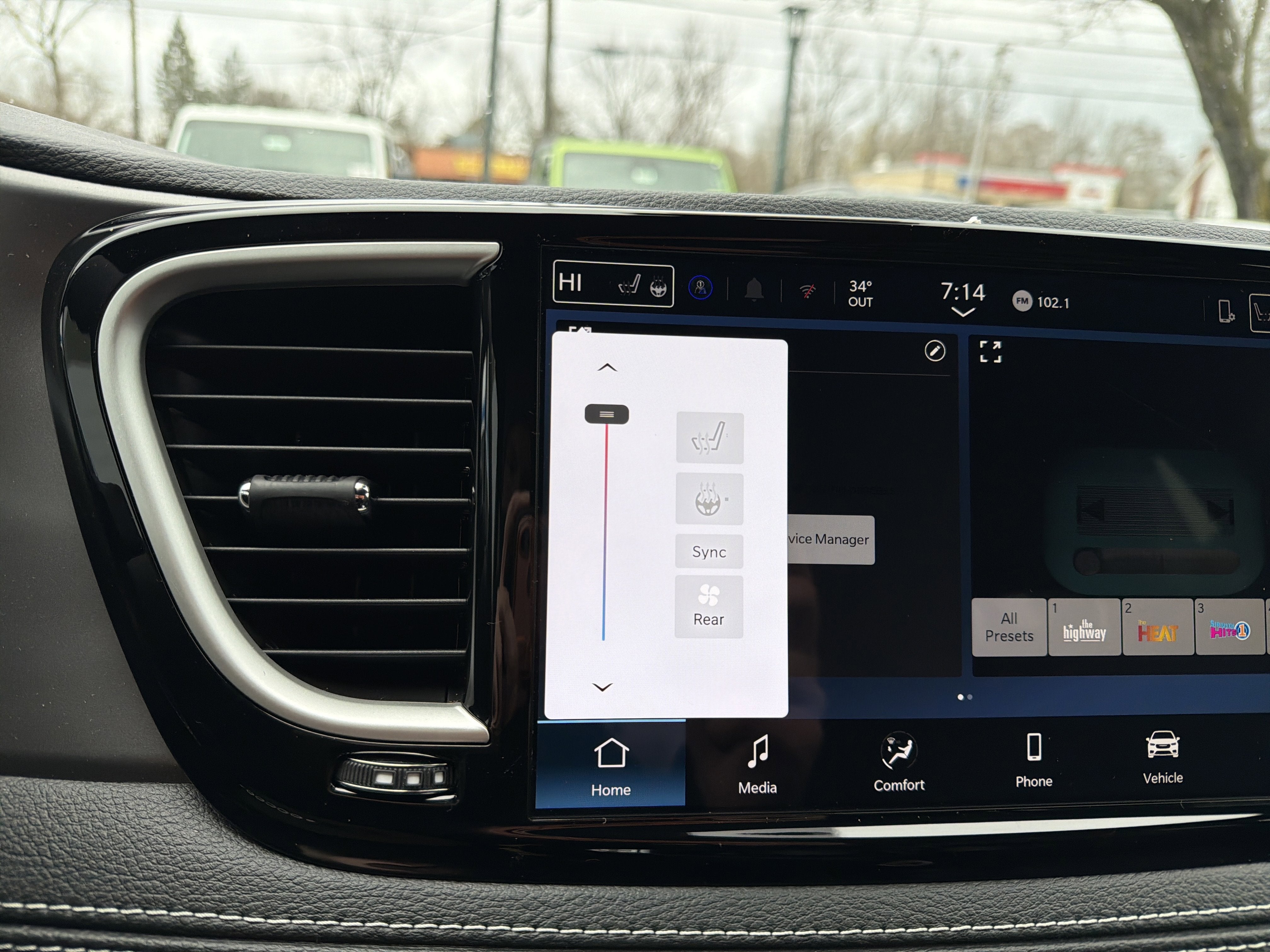 2026 Chrysler Pacifica Select AWD