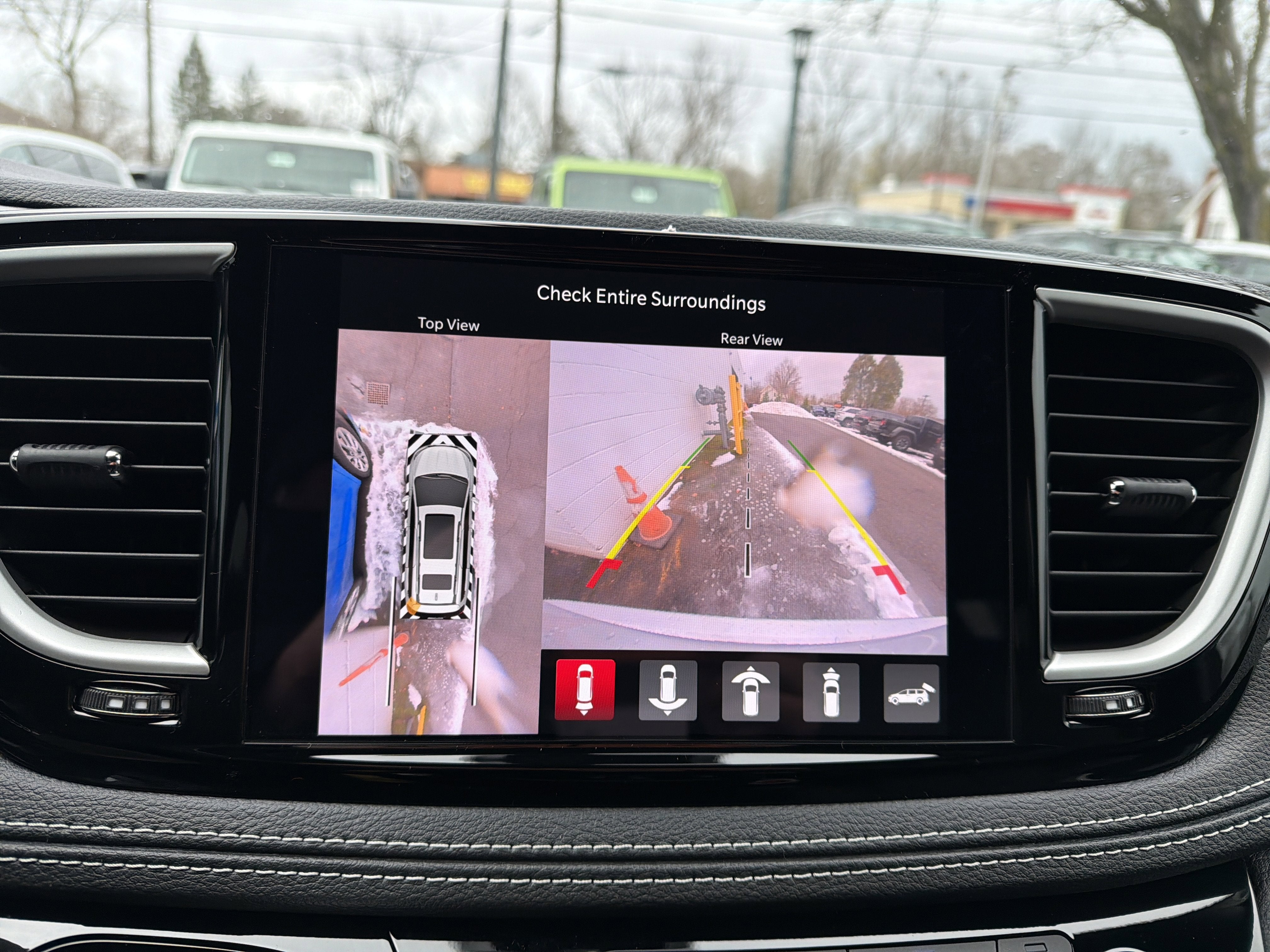 2026 Chrysler Pacifica Select AWD