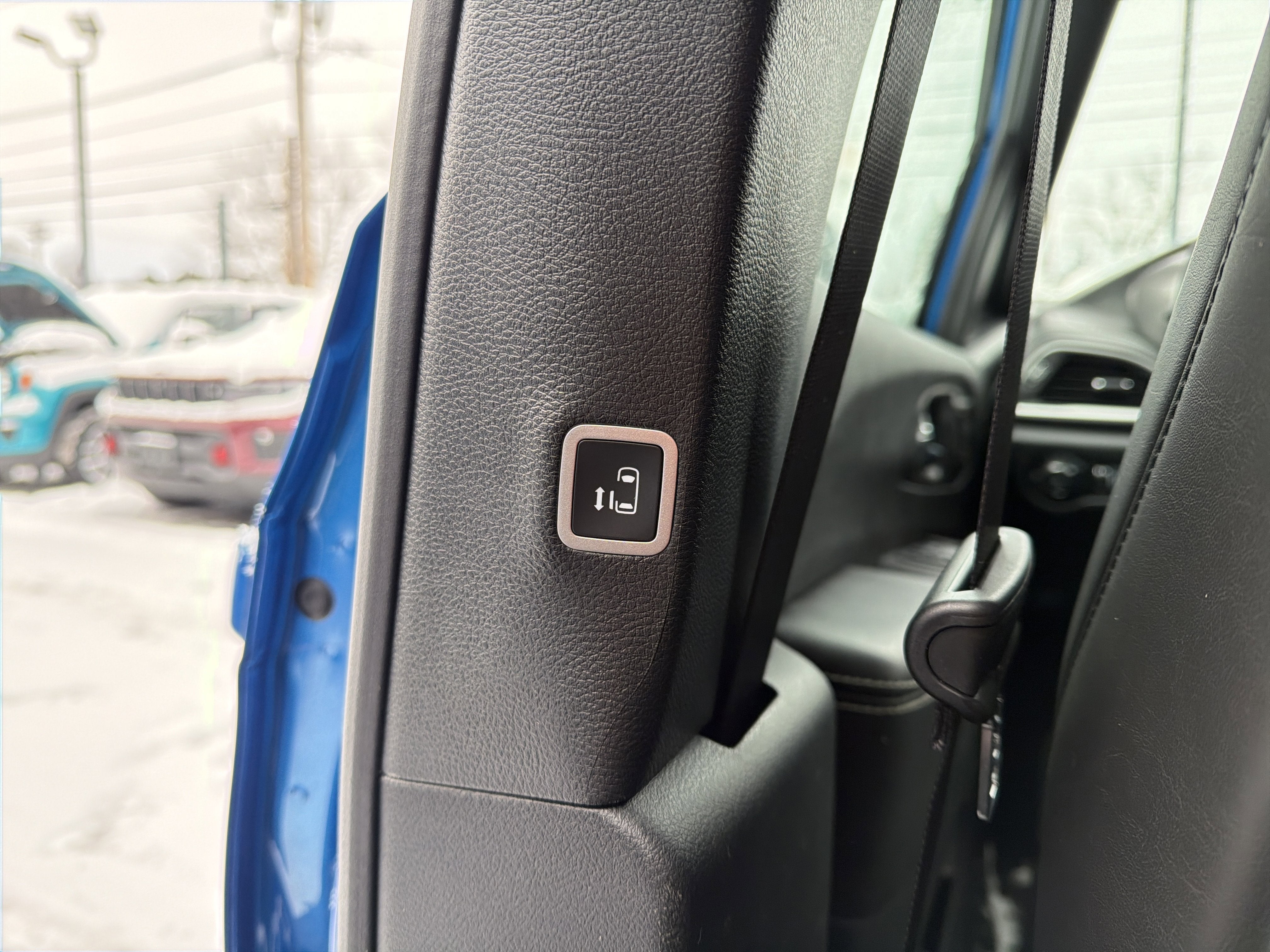 2026 Chrysler Pacifica Select AWD