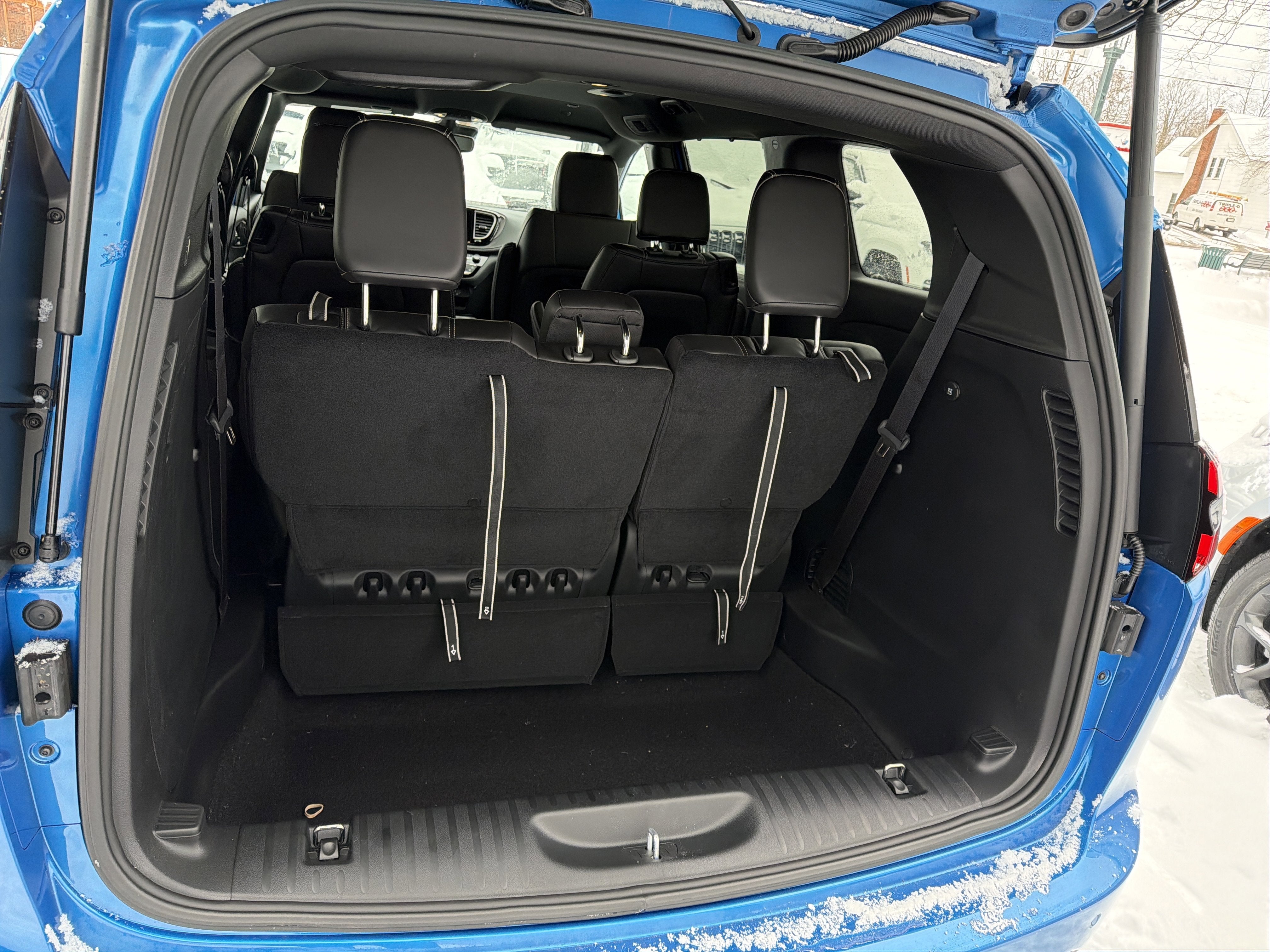 2026 Chrysler Pacifica Select AWD