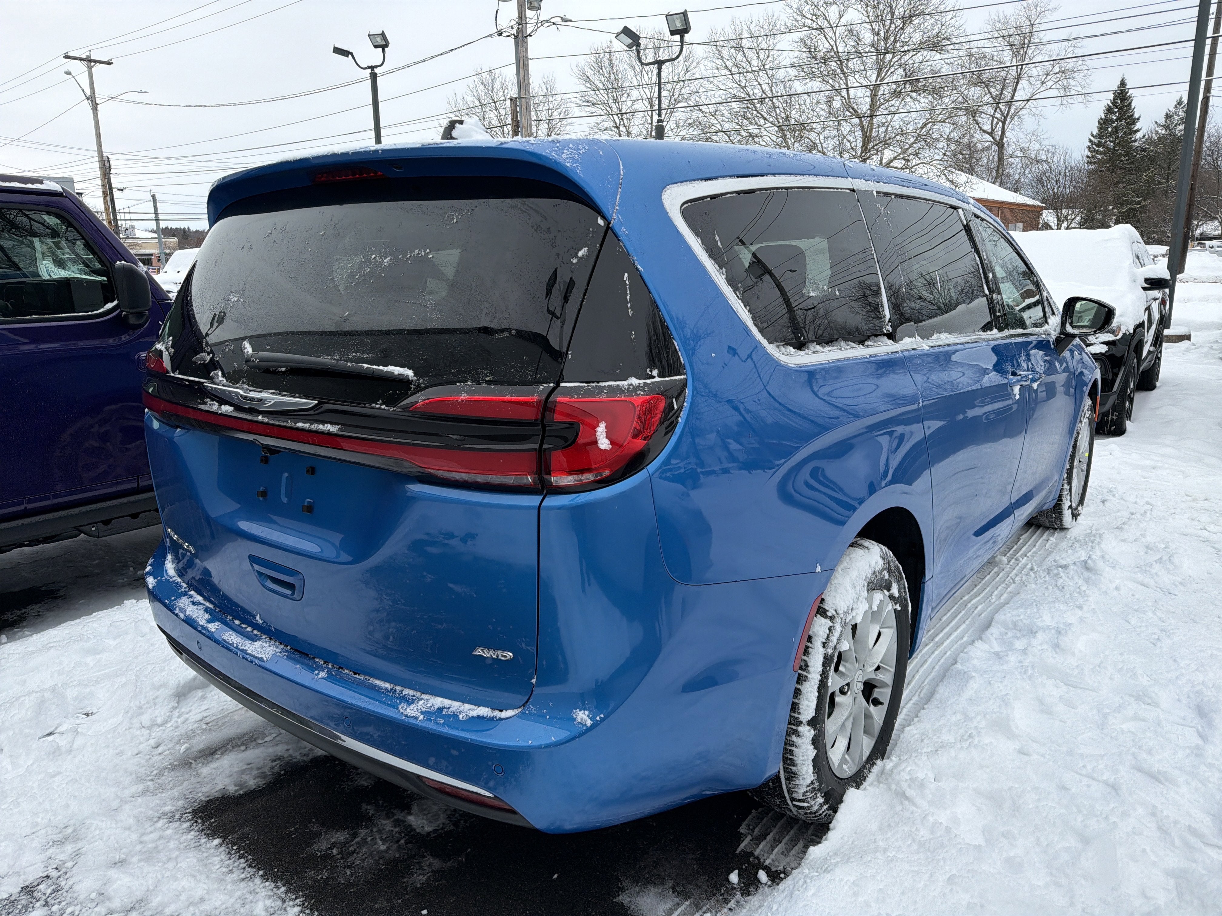 2026 Chrysler Pacifica Select AWD