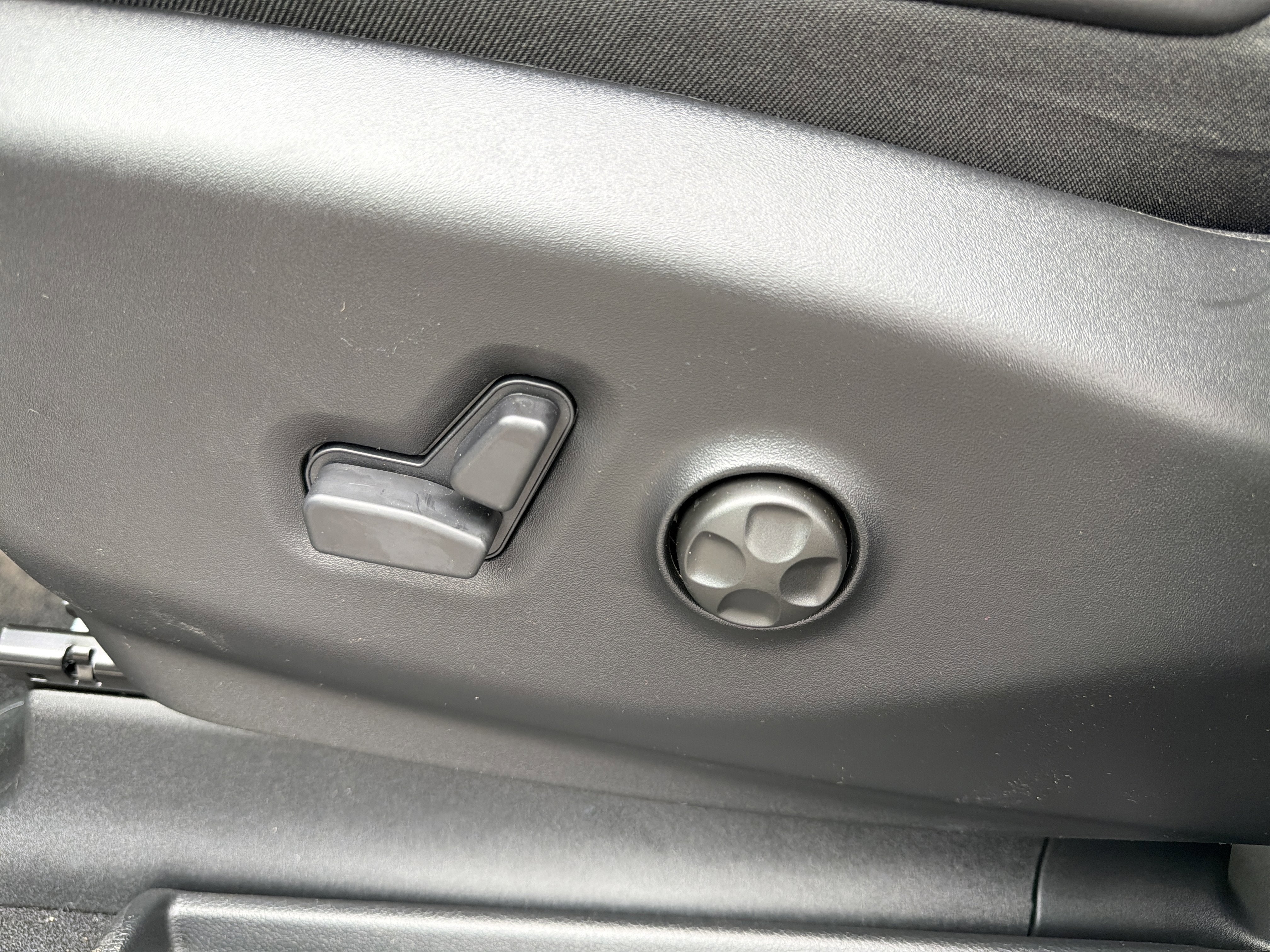 2026 Chrysler Pacifica Limited AWD