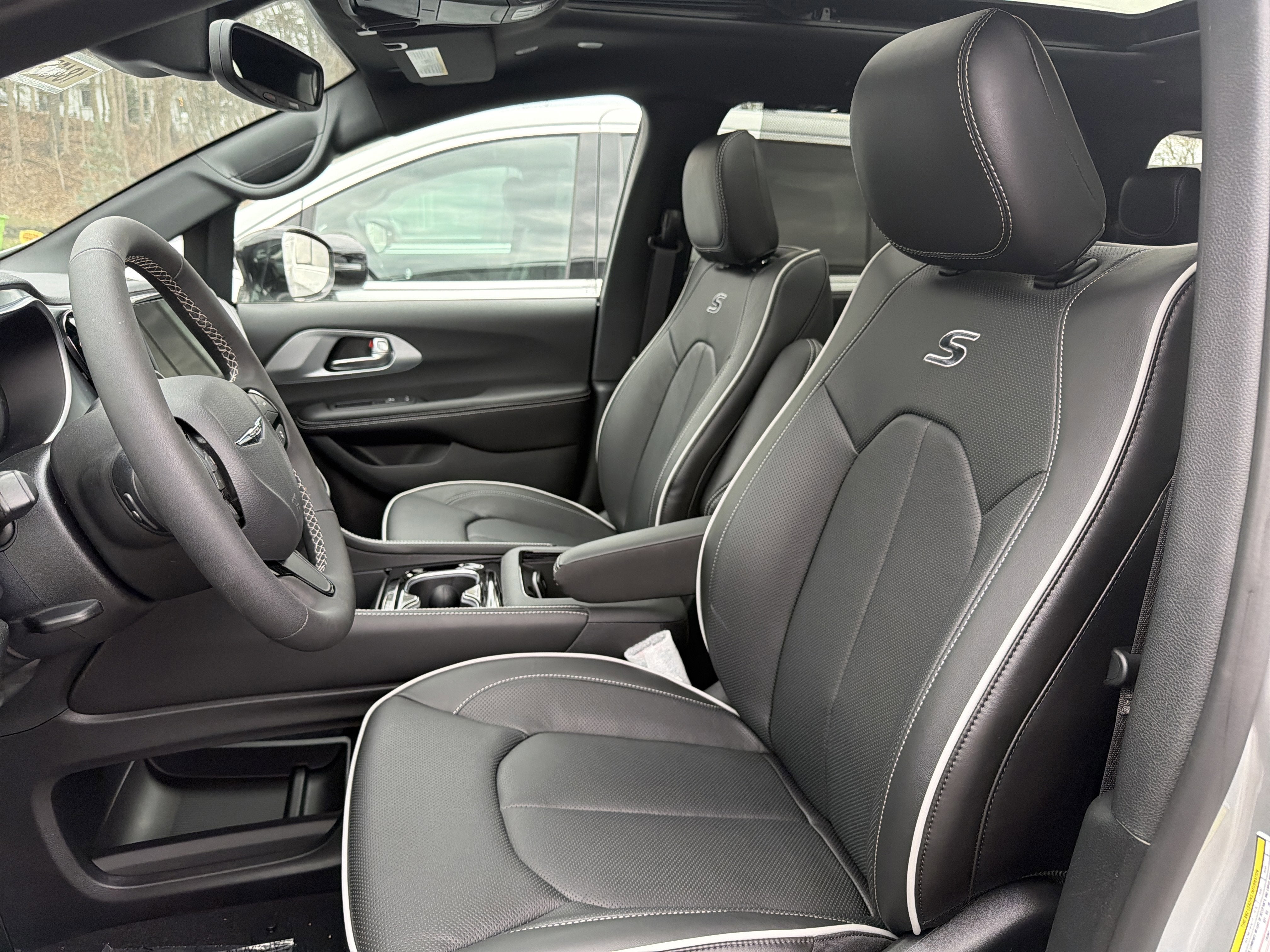 2026 Chrysler Pacifica Limited AWD