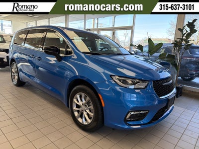 2026 Chrysler Pacifica Limited AWD