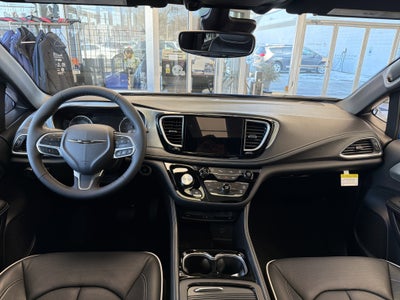 2026 Chrysler Pacifica Limited AWD