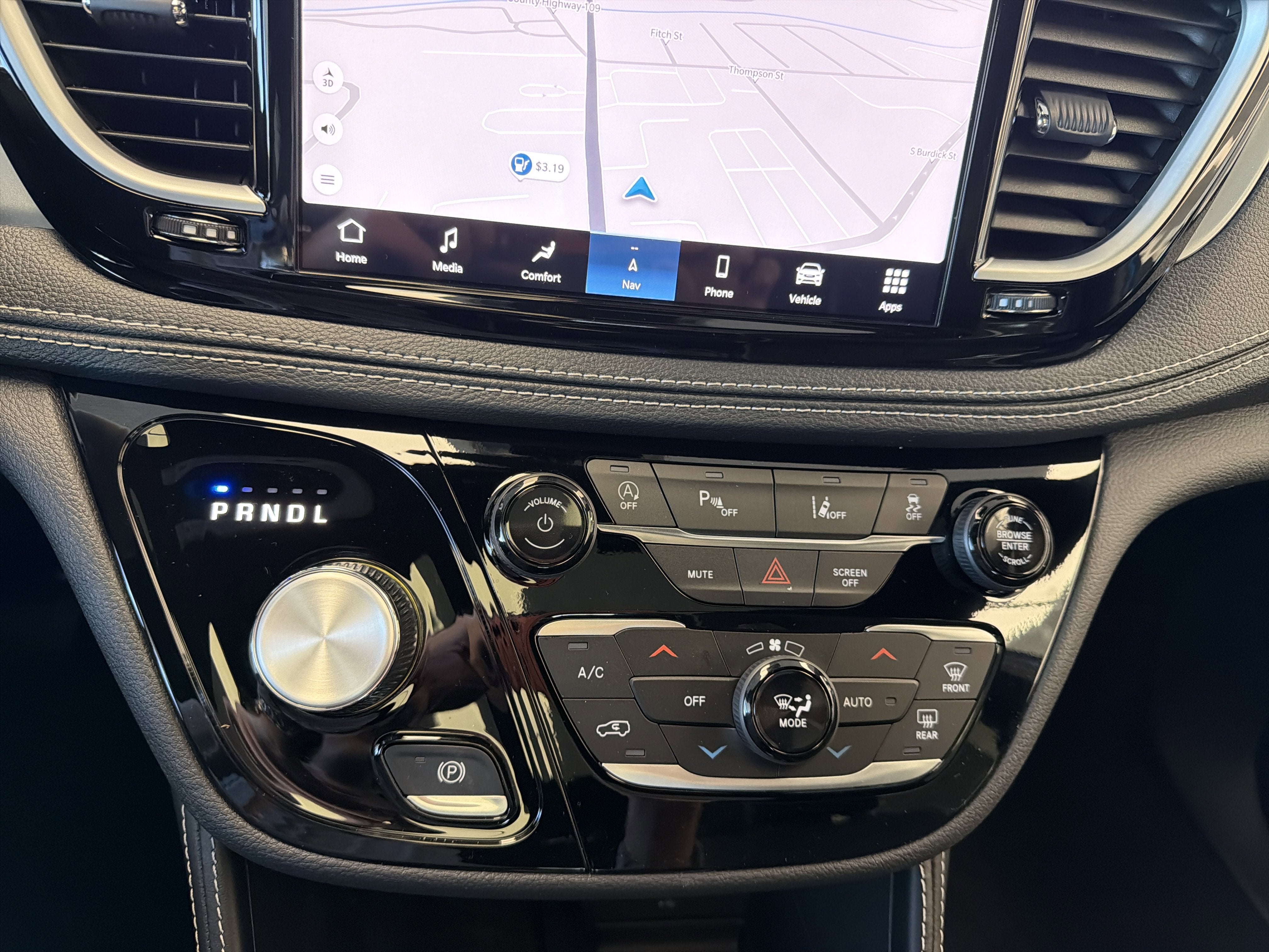 2026 Chrysler Pacifica Limited AWD