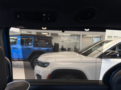 2026 Chrysler Pacifica Limited AWD