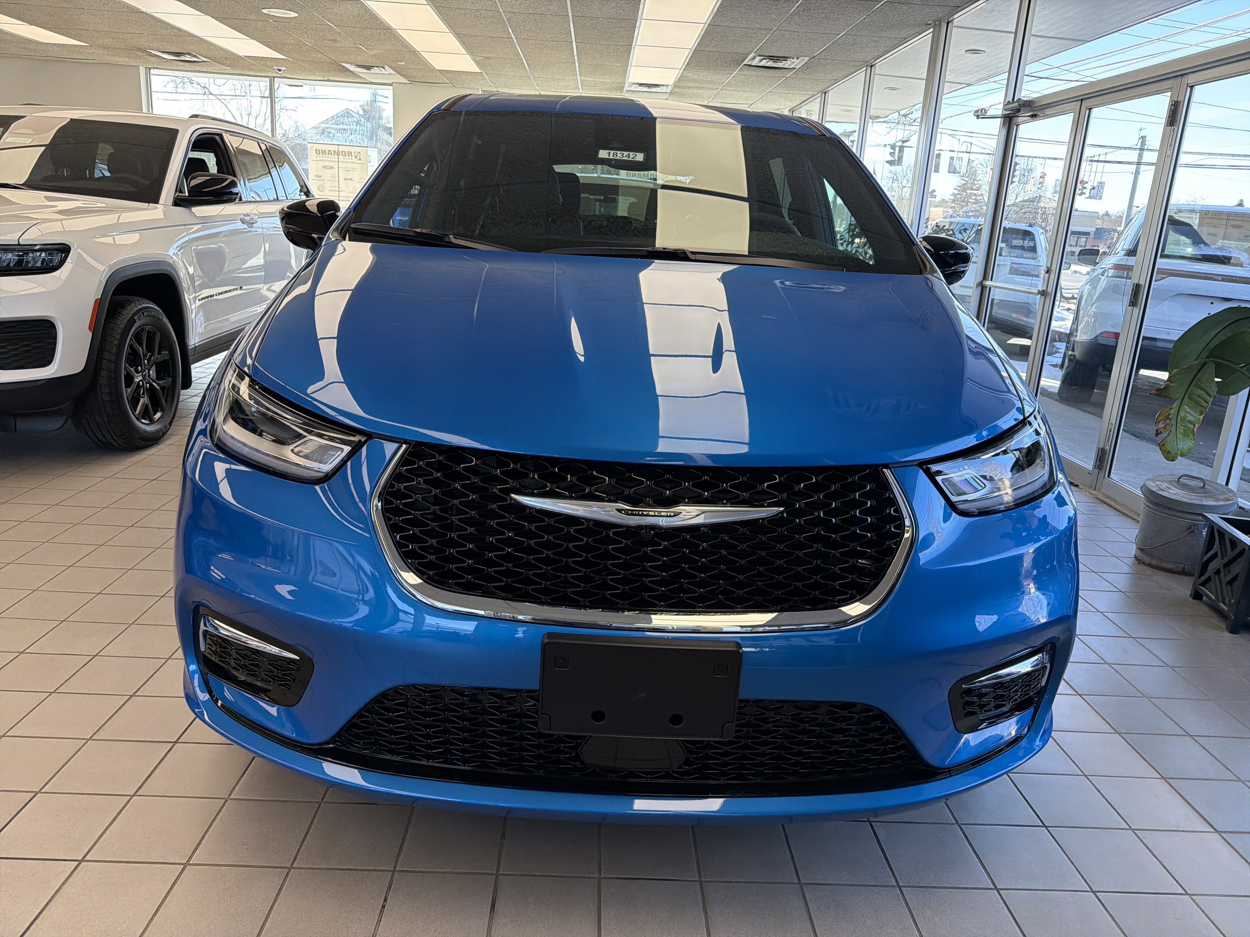 2026 Chrysler Pacifica Limited AWD