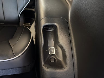 2026 Chrysler Pacifica Limited AWD