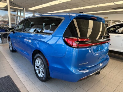 2026 Chrysler Pacifica Limited AWD