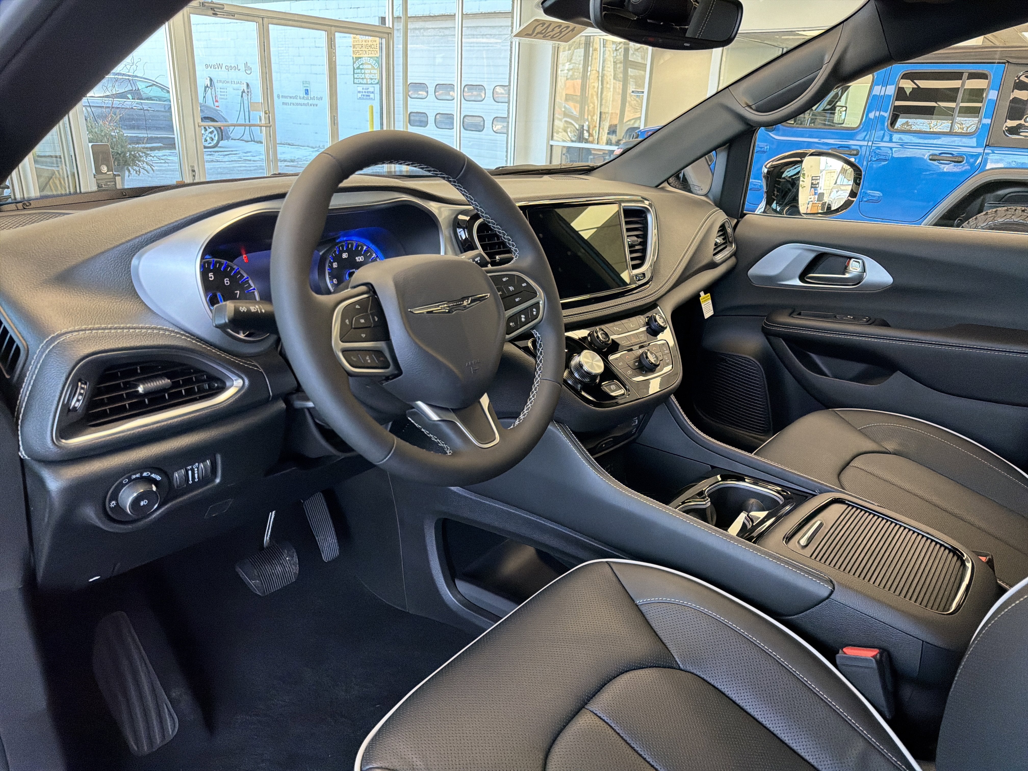 2026 Chrysler Pacifica Limited AWD