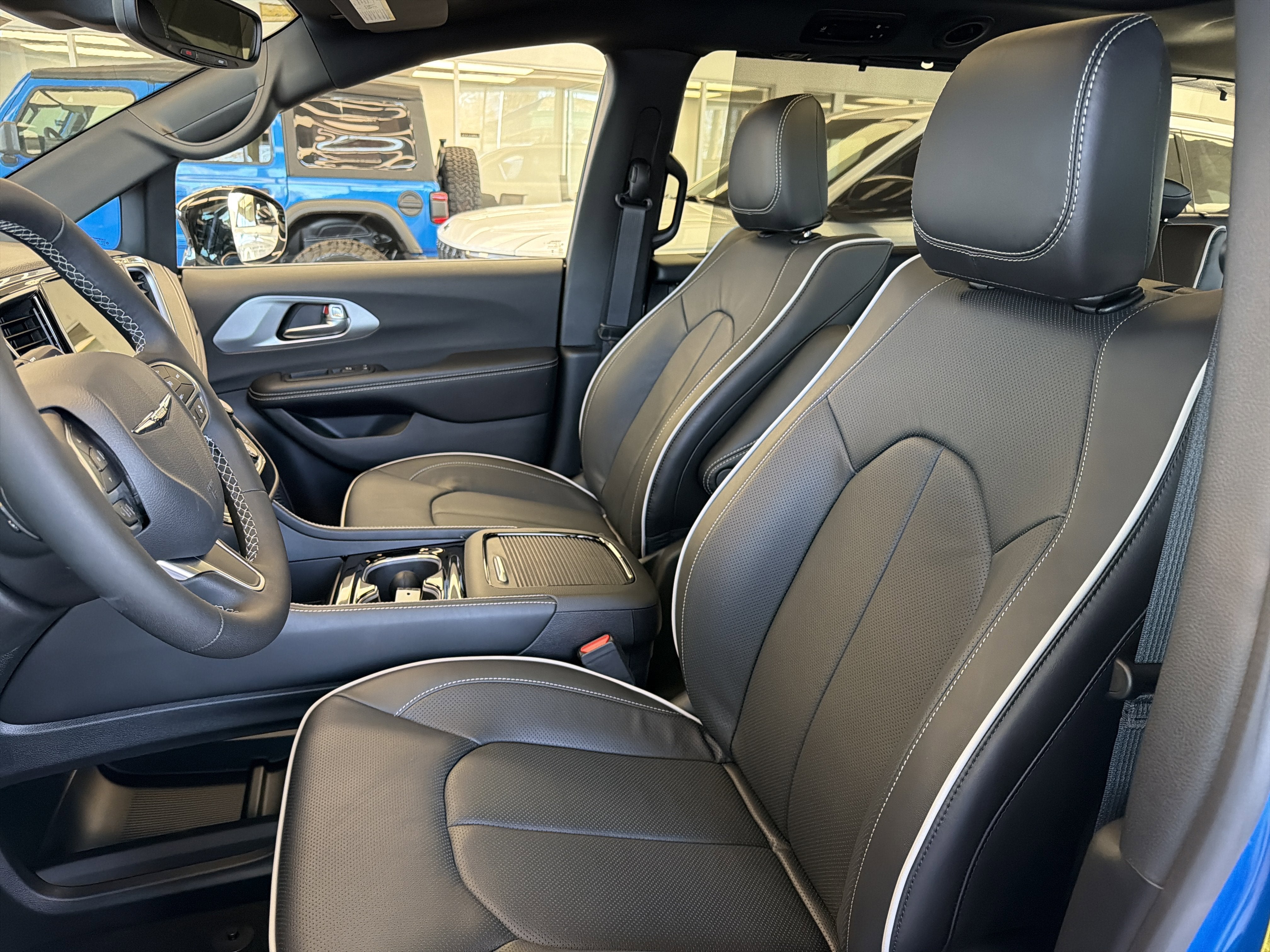 2026 Chrysler Pacifica Limited AWD