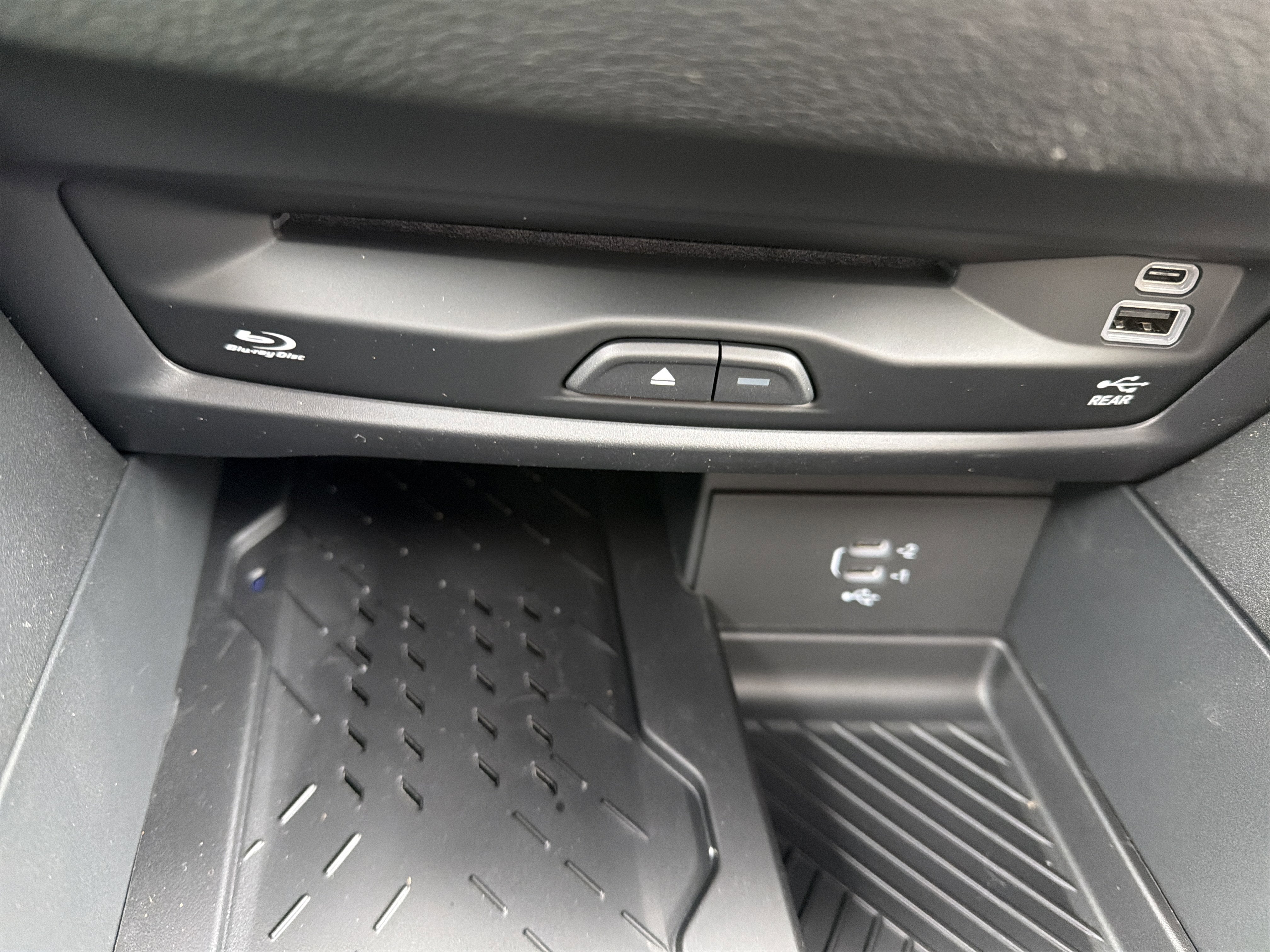 2026 Chrysler Pacifica Limited AWD