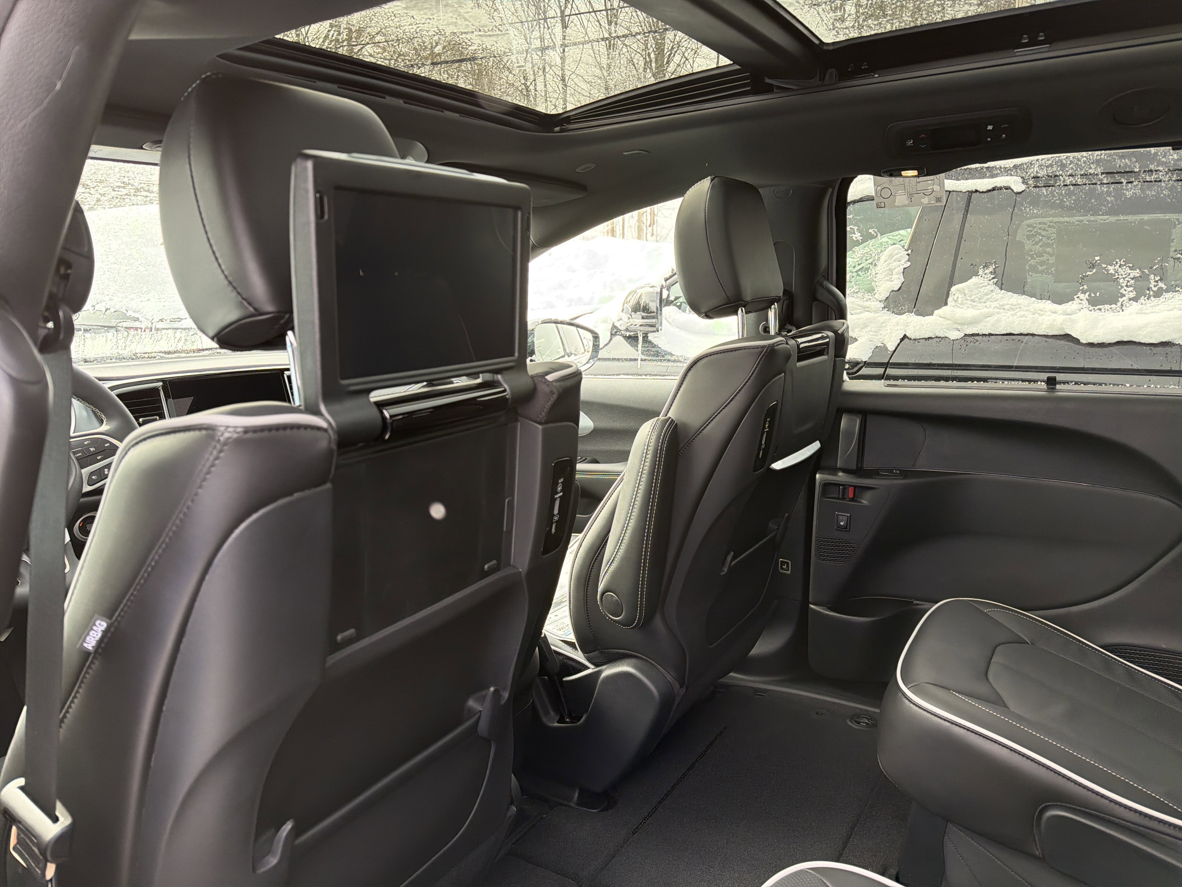 2026 Chrysler Pacifica Limited AWD