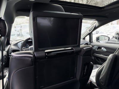 2026 Chrysler Pacifica Limited AWD