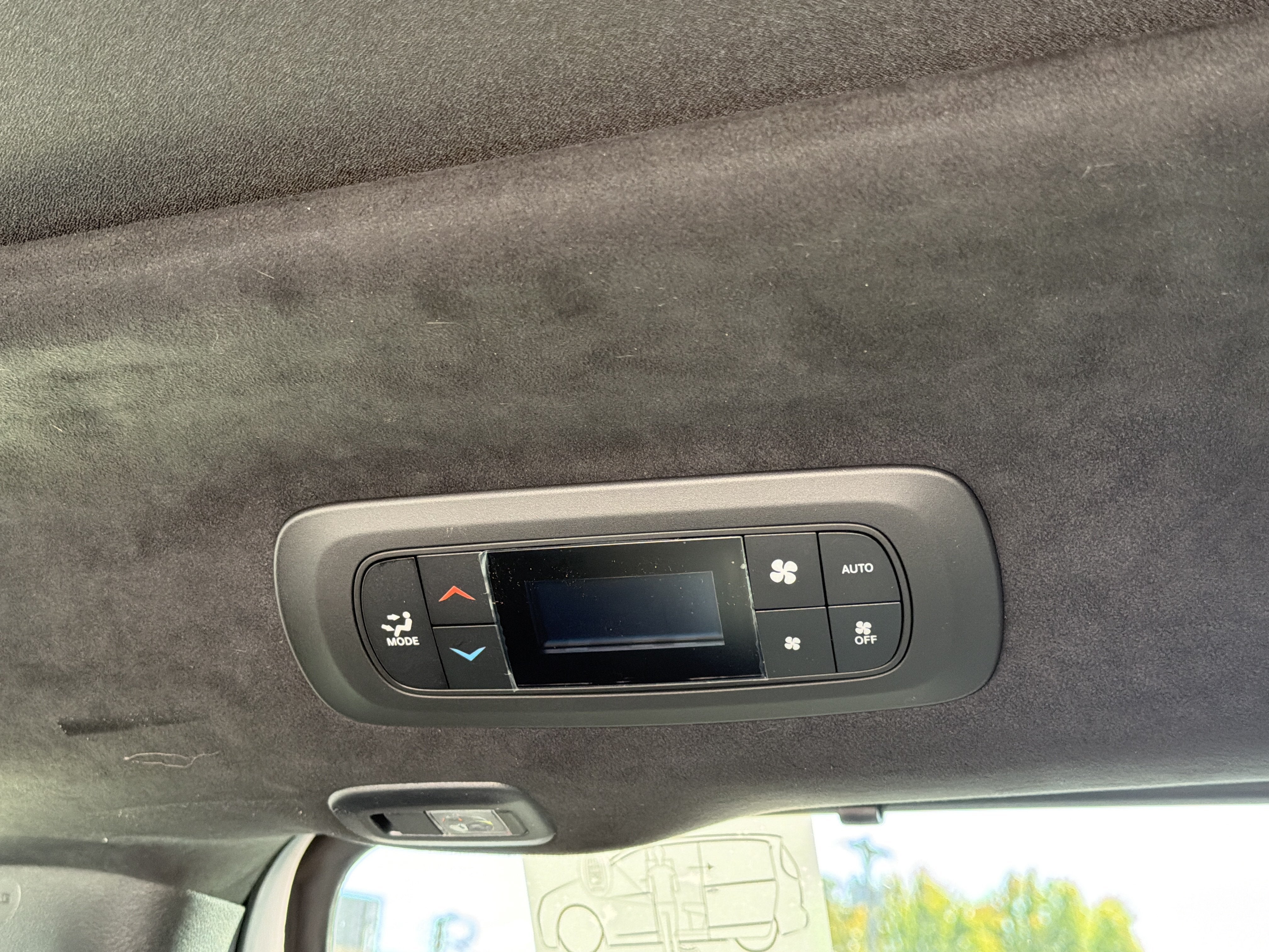 2027 Chrysler Pacifica Pinnacle AWD
