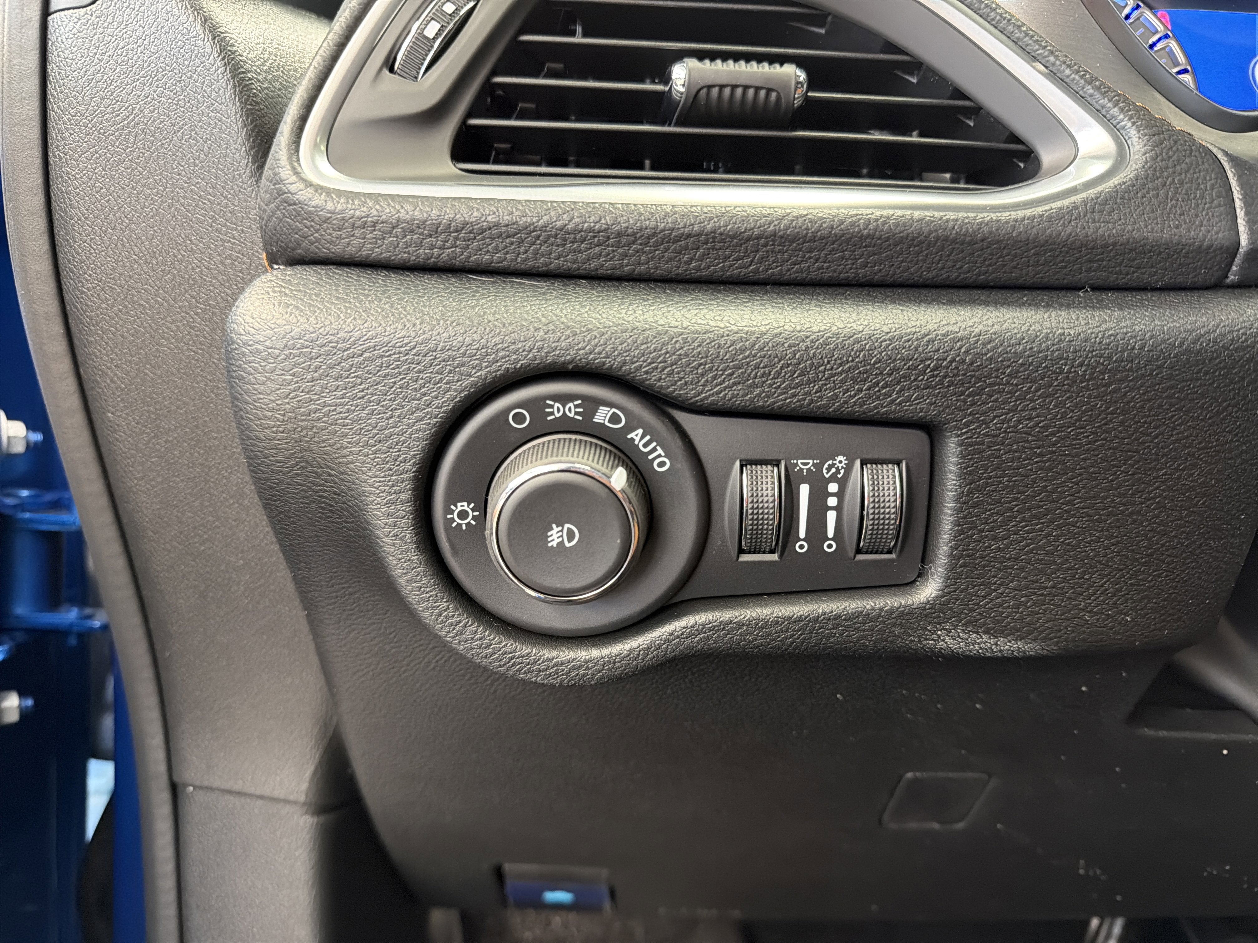 2026 Chrysler Pacifica Pinnacle AWD