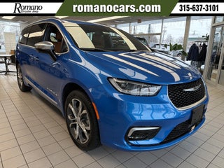 2026 Chrysler Pacifica Pinnacle AWD
