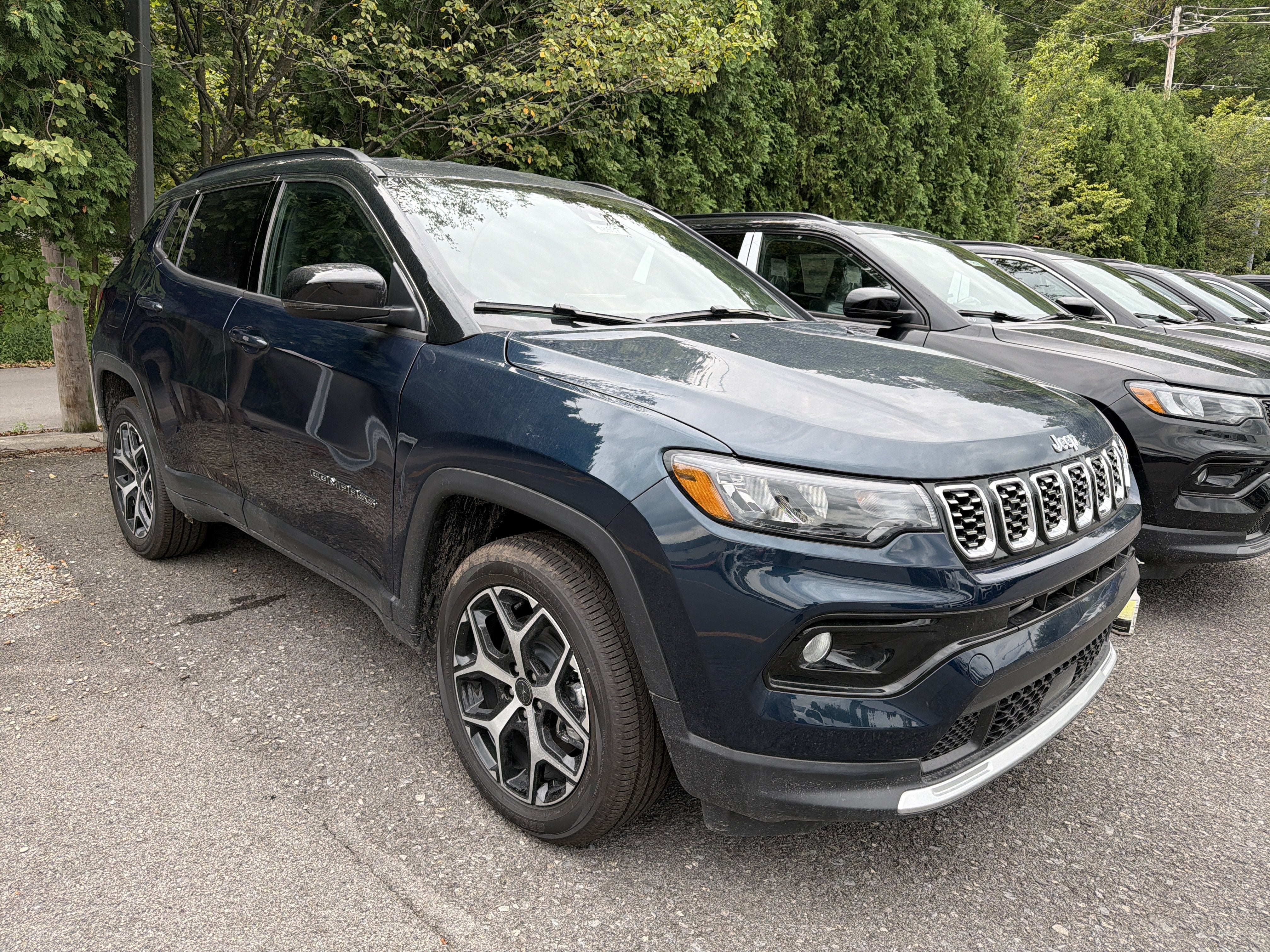 2026 Jeep Compass Limited - Photo 2
