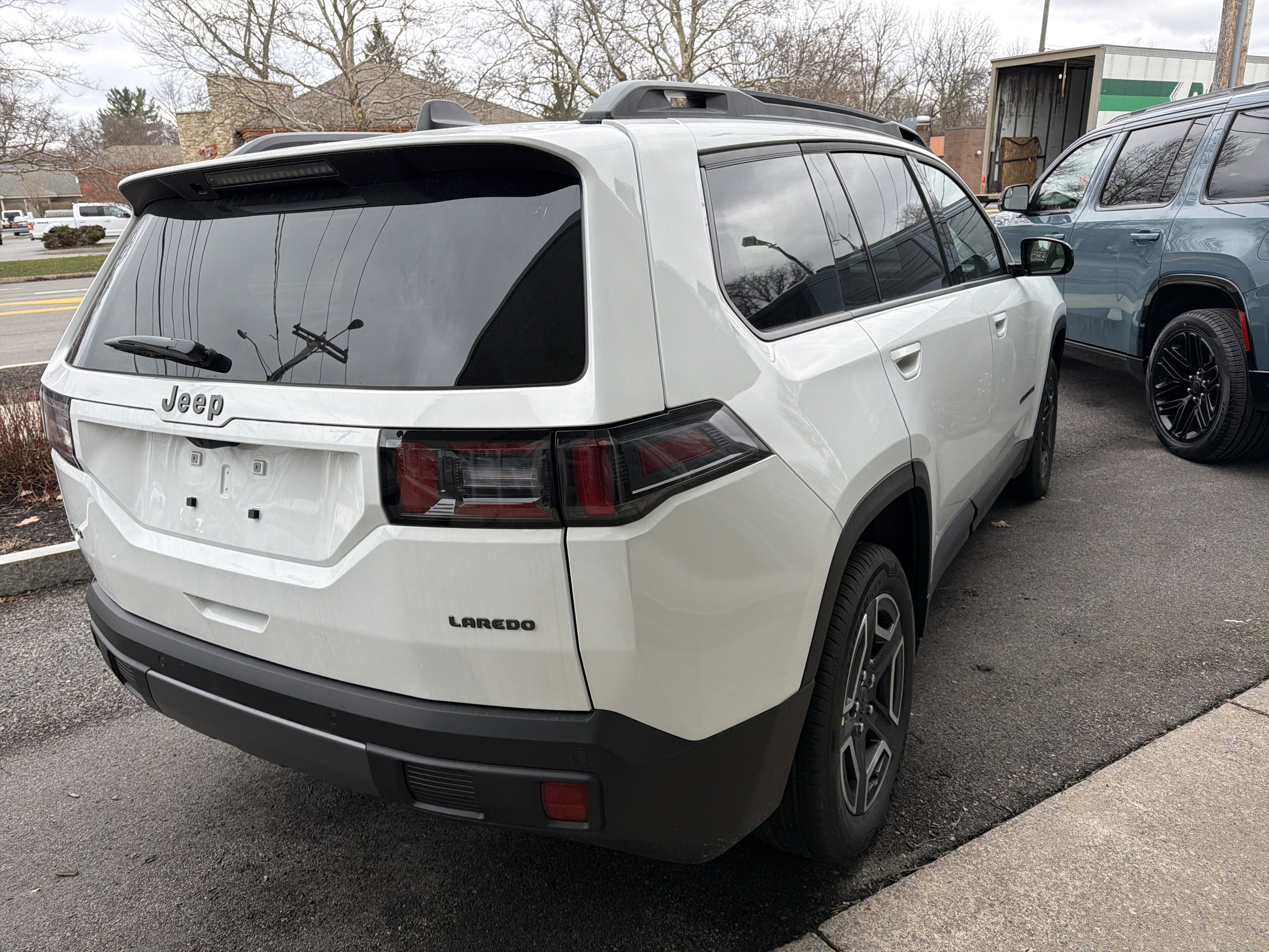2026 Jeep Cherokee Laredo