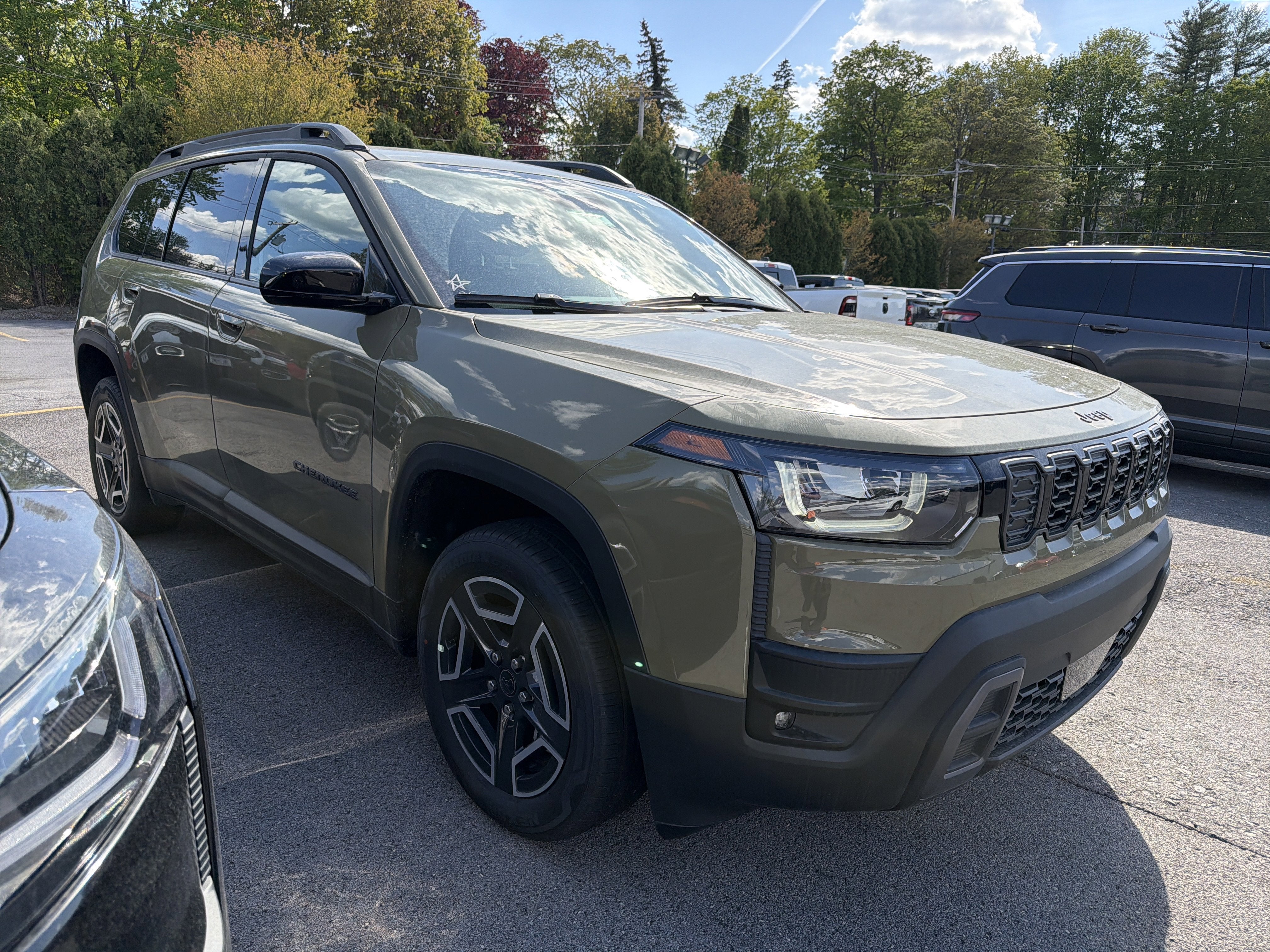 2026 Jeep Cherokee Laredo