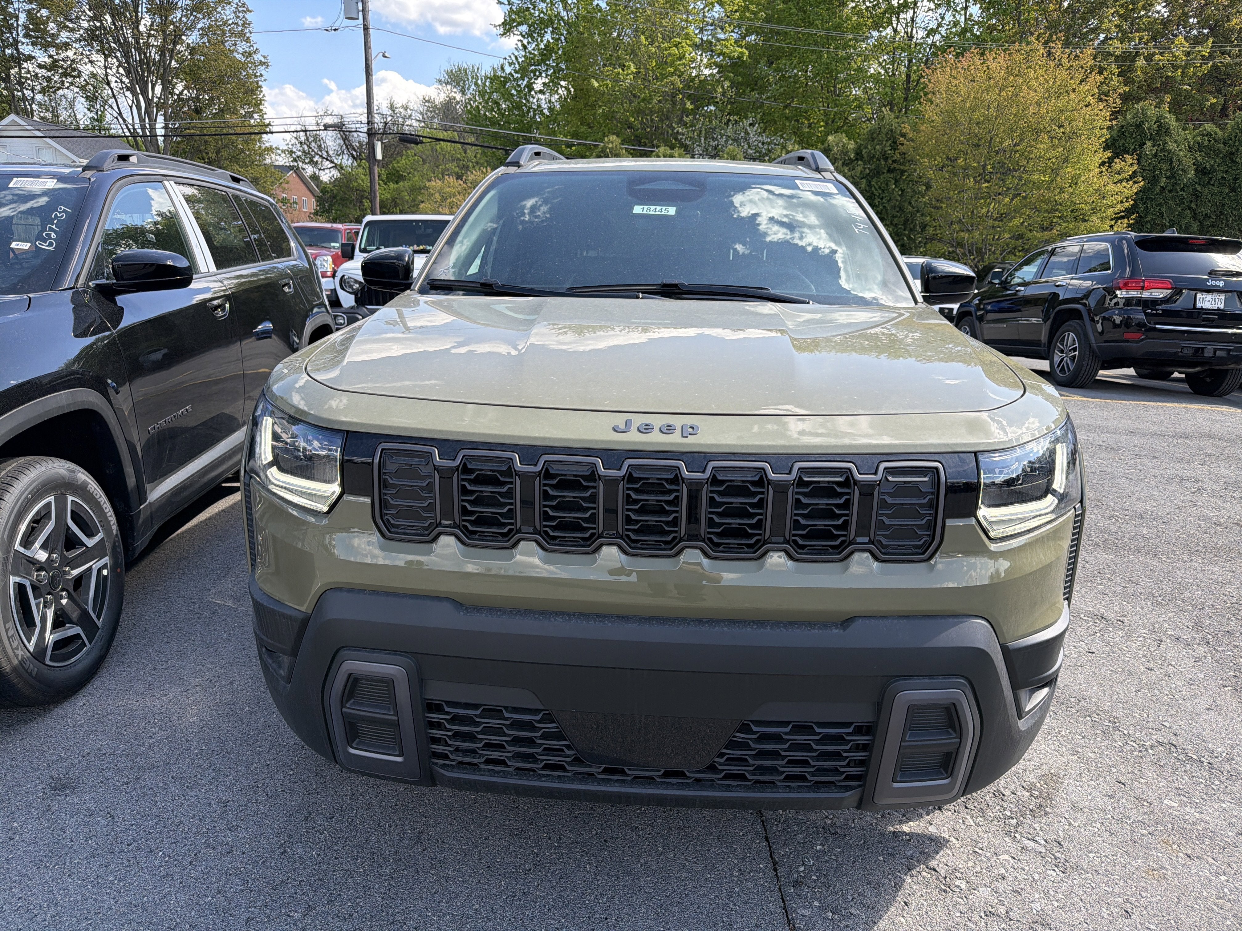 2026 Jeep Cherokee Laredo