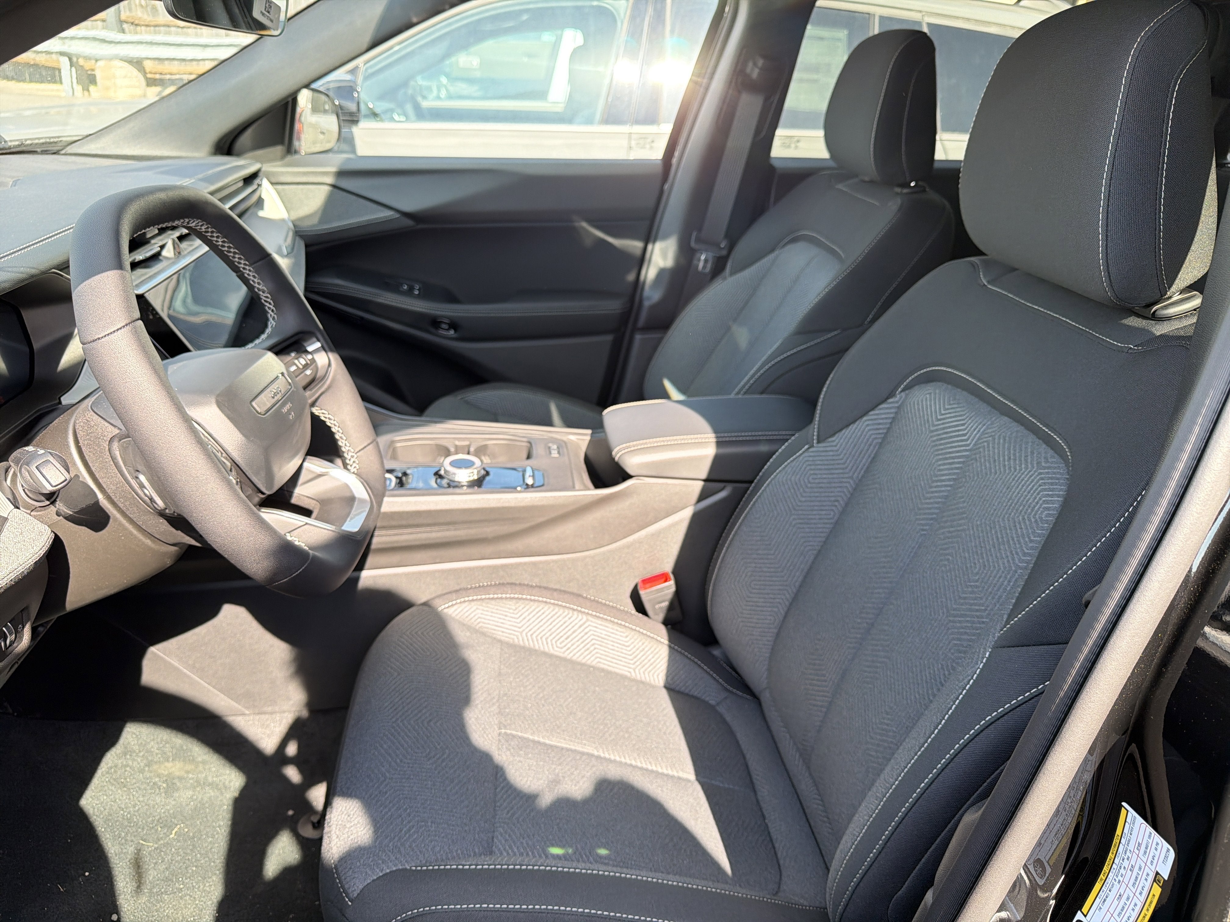 2026 Jeep Cherokee Laredo