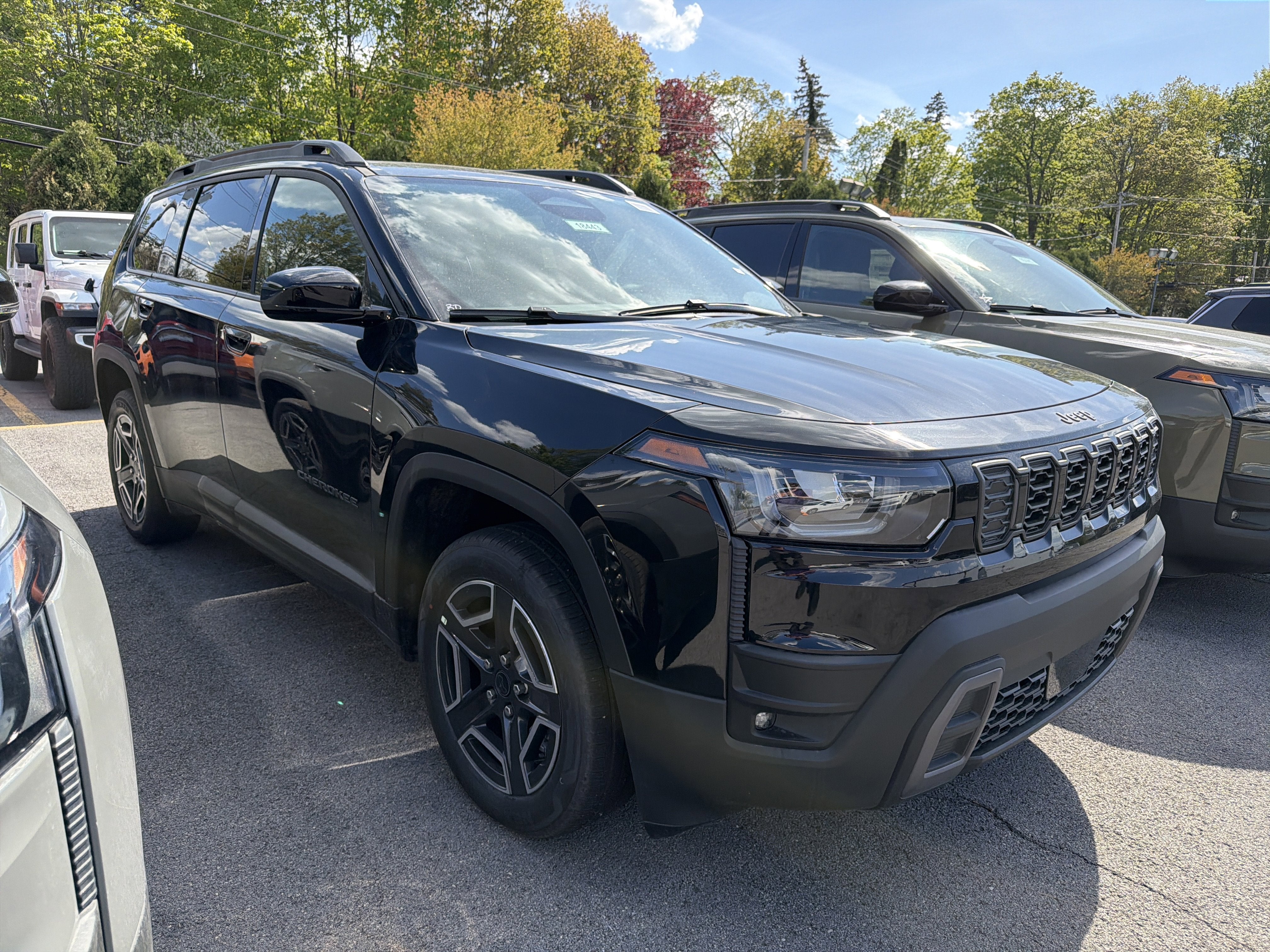 2026 Jeep Cherokee Laredo