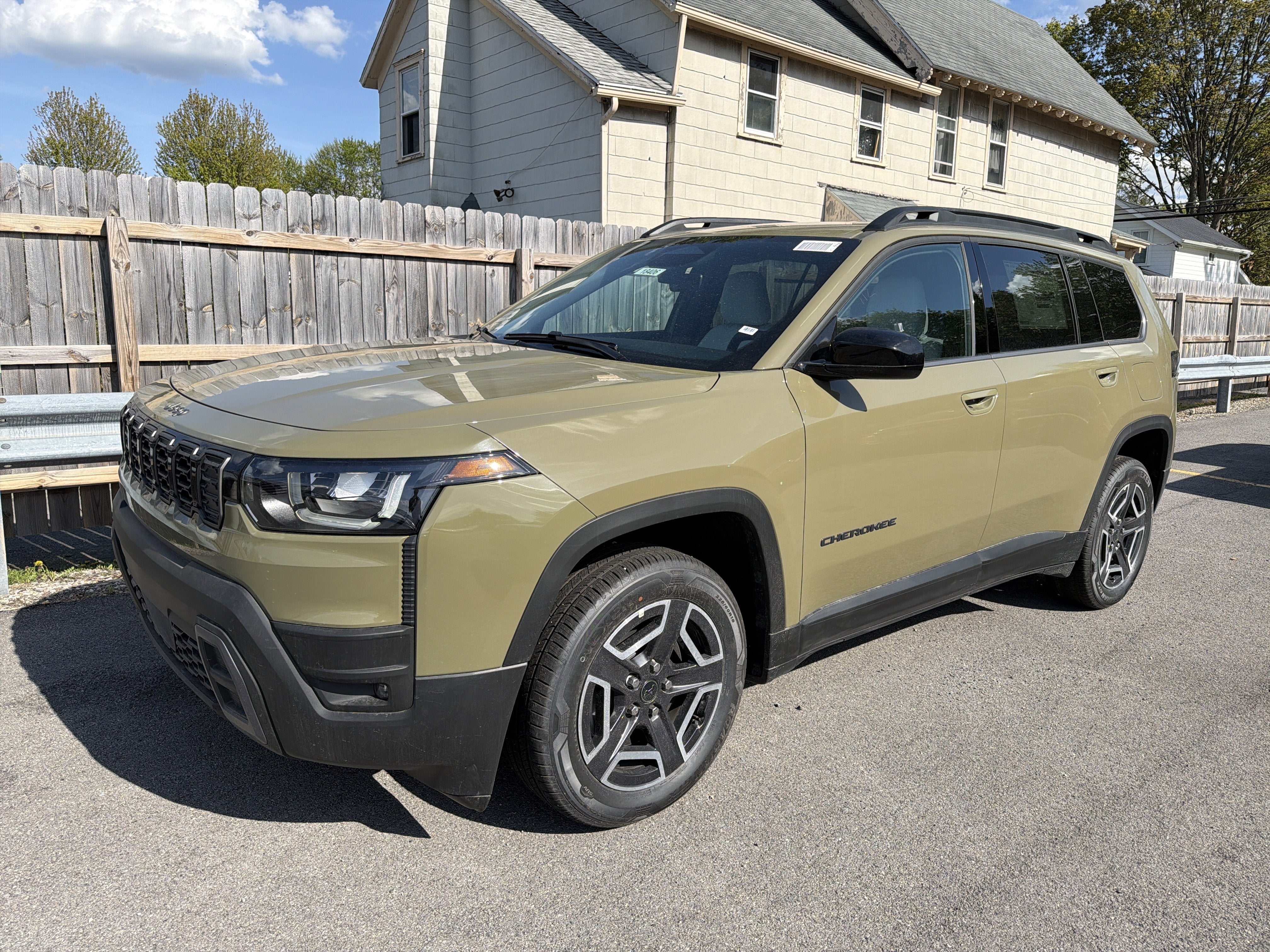 2026 Jeep Cherokee Laredo