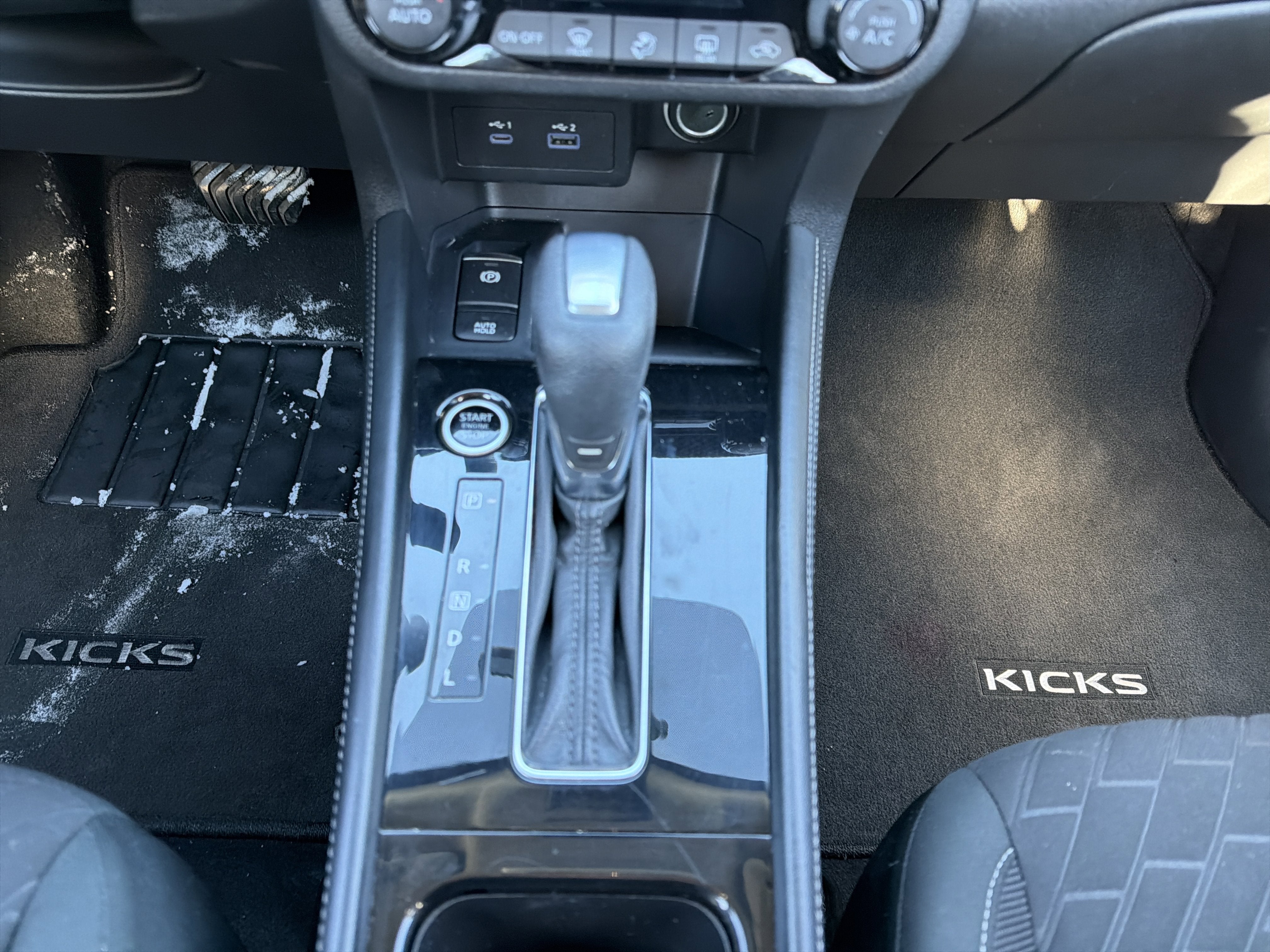 2021 Nissan Kicks SV