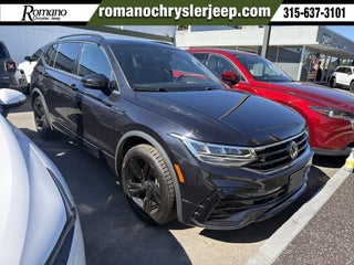 2024 Volkswagen Tiguan SE R-Line Black