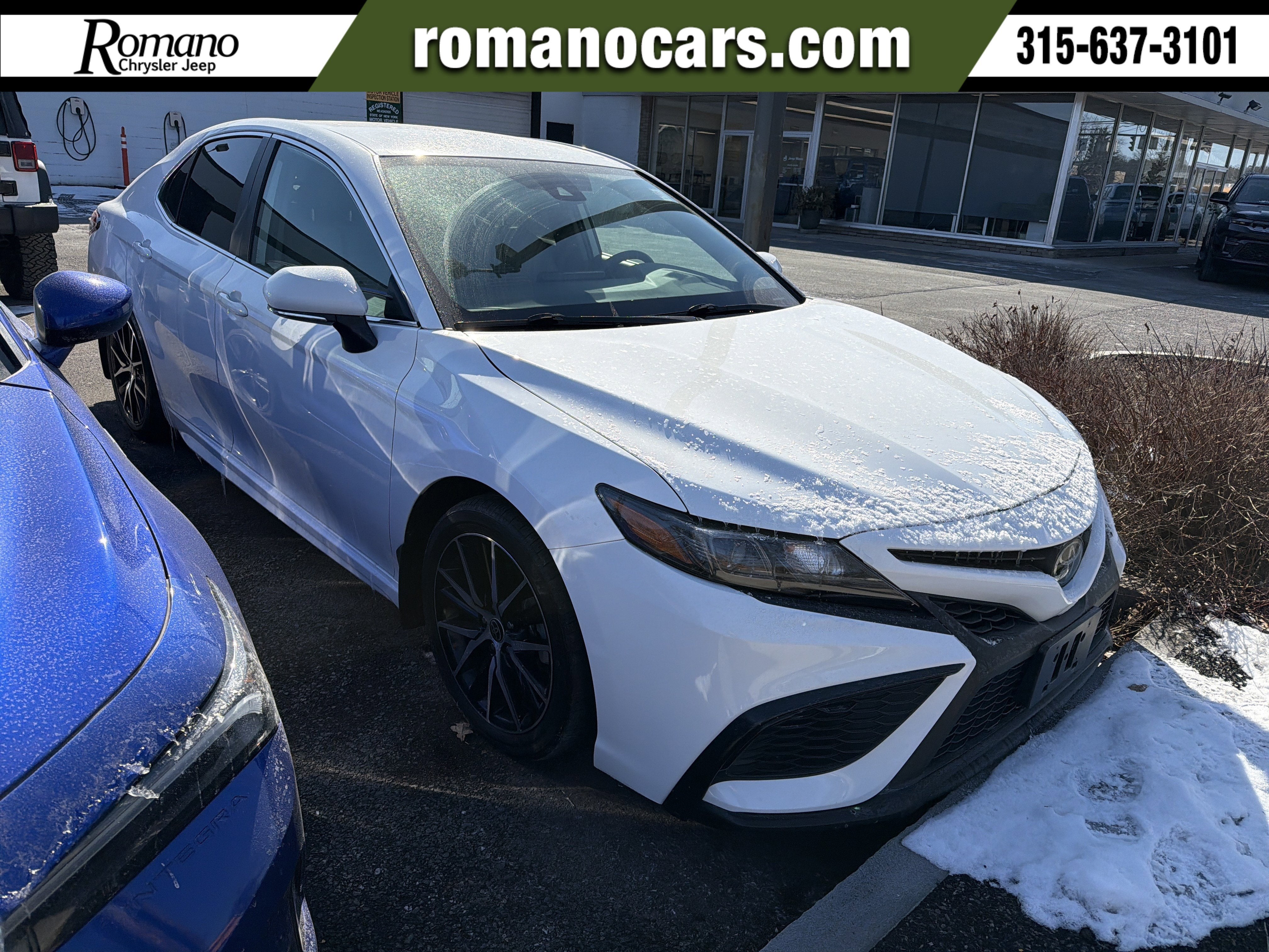 2023 Toyota Camry SE