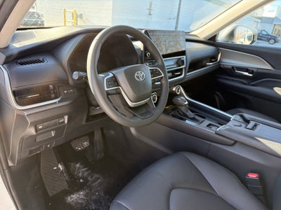 2024 Toyota Grand Highlander XLE