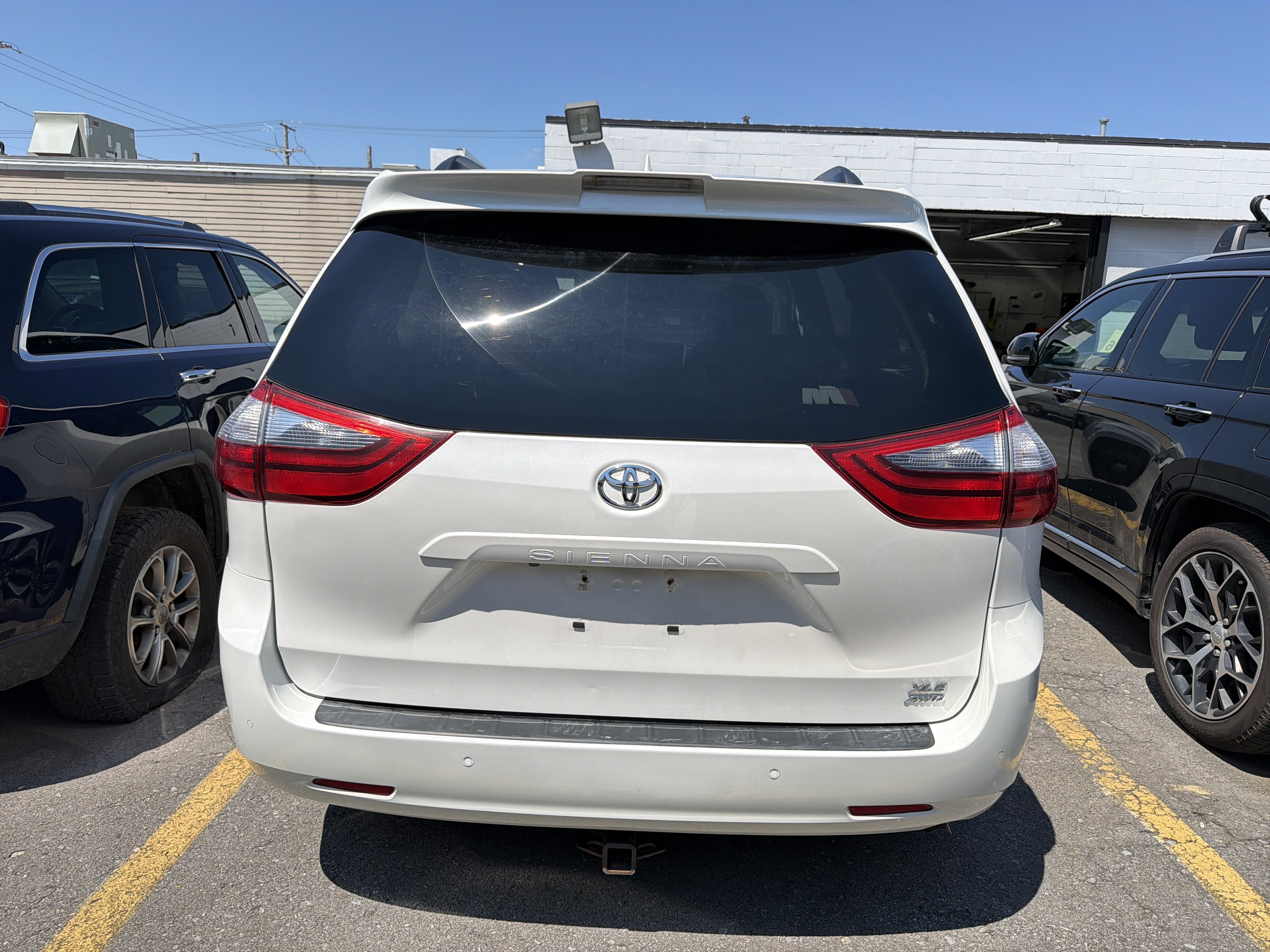 2020 Toyota Sienna XLE