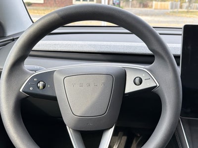2026 Tesla Model Y Base