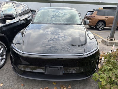 2026 Tesla Model Y Base