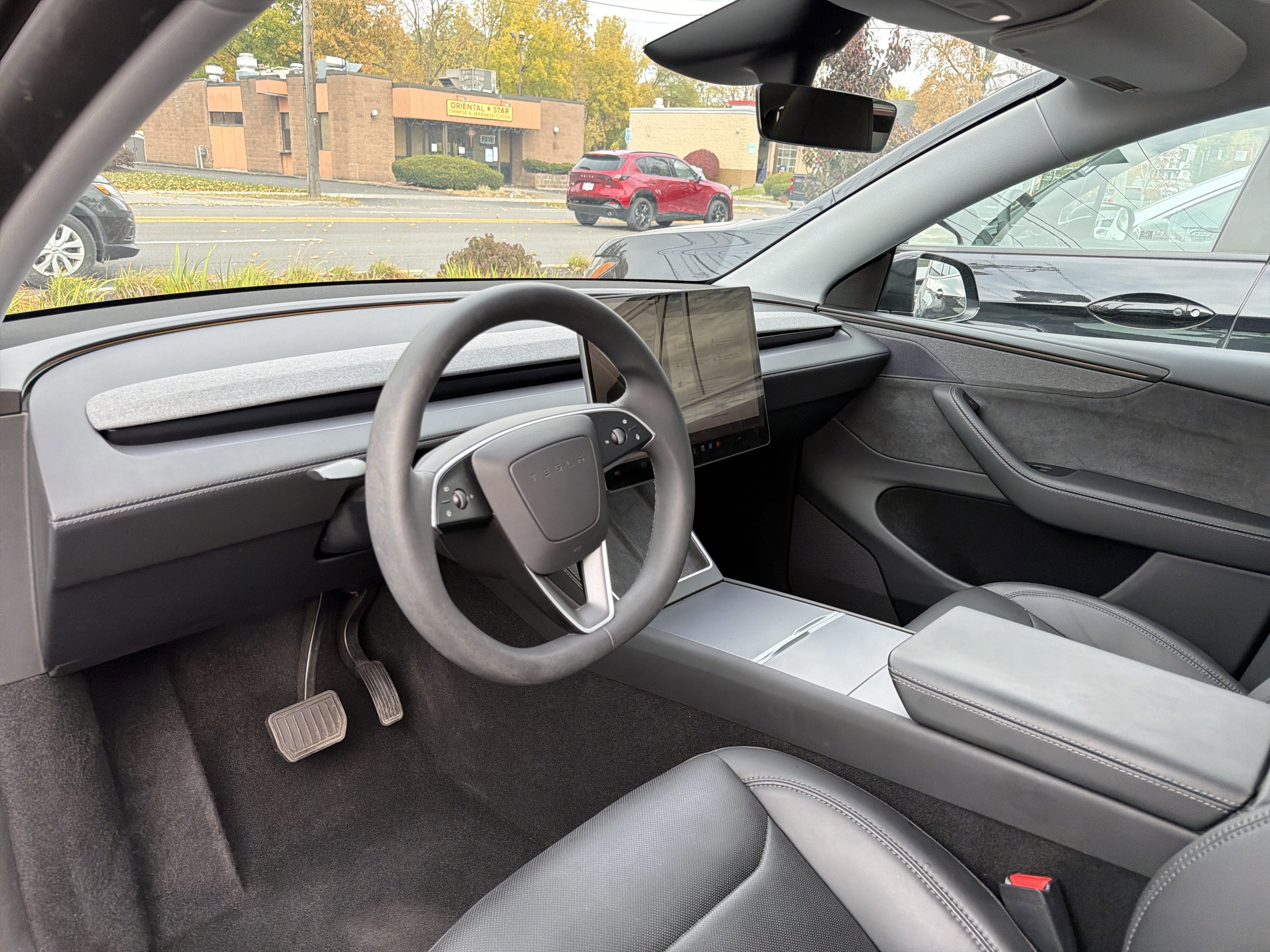 2026 Tesla Model Y Base